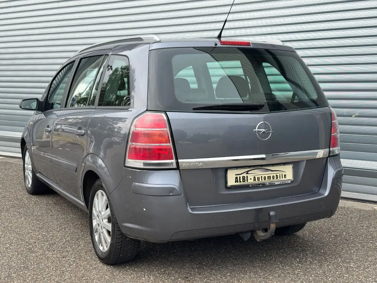 Opel Zafira B  Tempomat AHK LM 2.Hand** Grau - 2