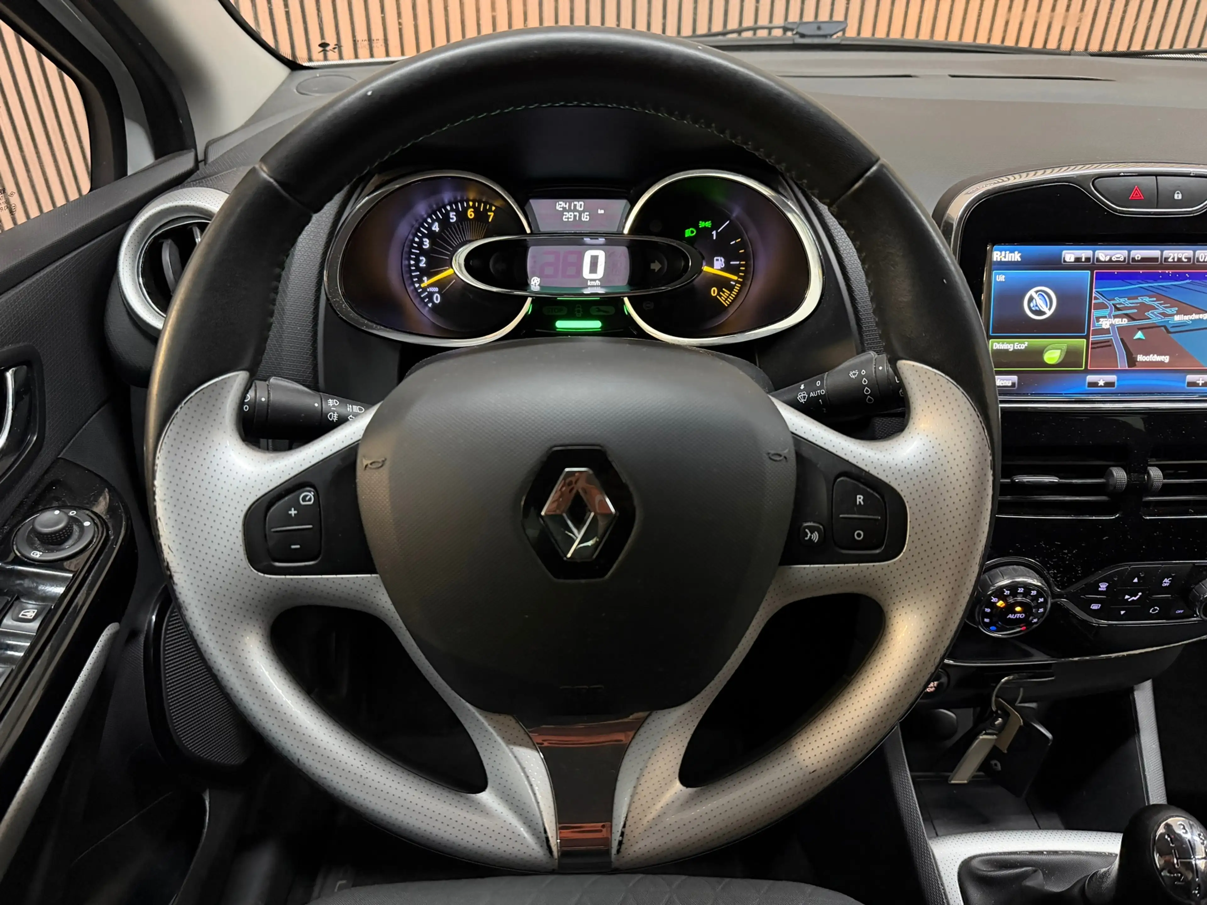 Renault Clio Estate 0.9 TCe Dynamique 2015 NAP CRUISE NAVI PDC — photo 16