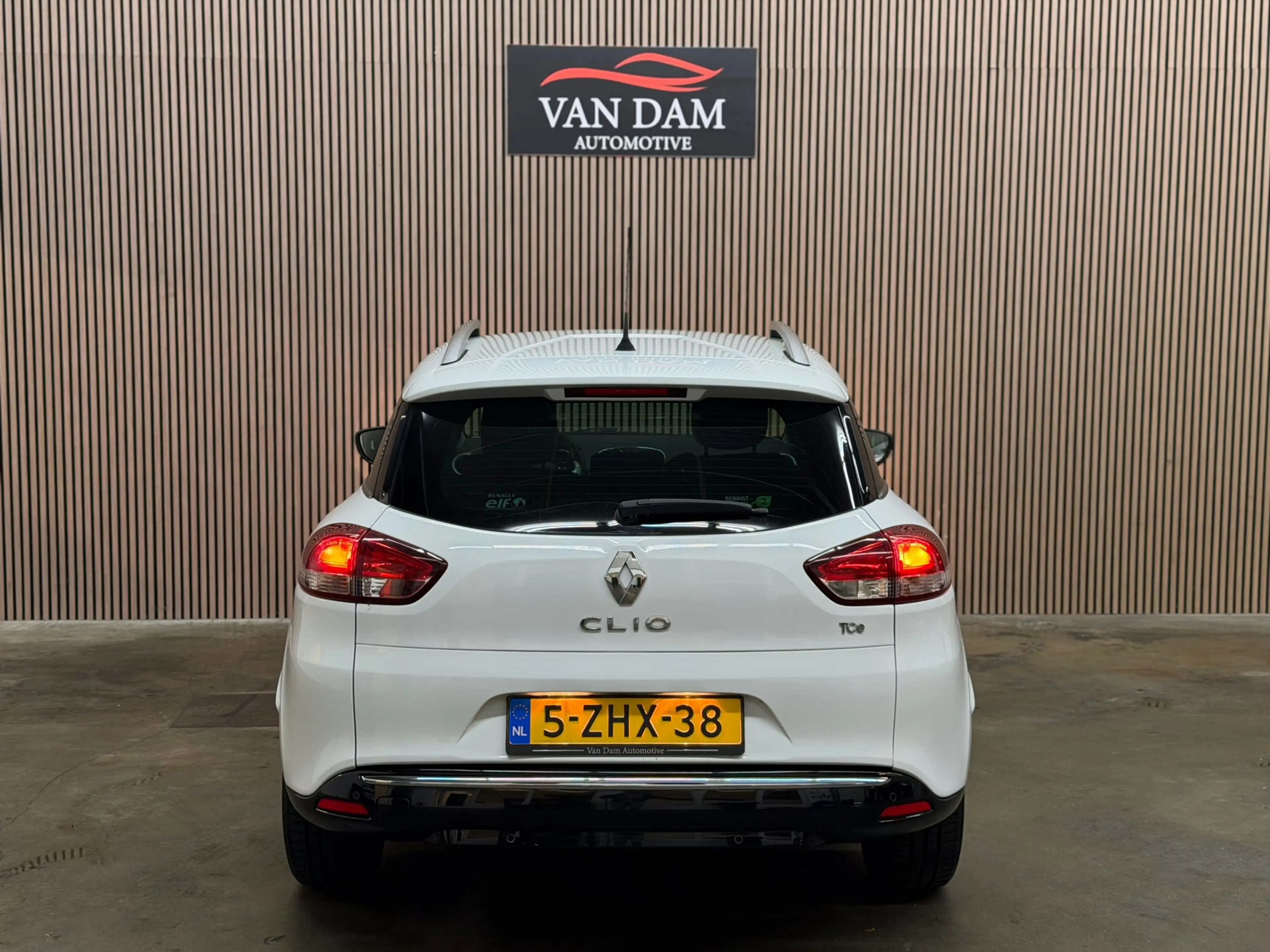 Renault Clio Estate 0.9 TCe Dynamique 2015 NAP CRUISE NAVI PDC — photo 10
