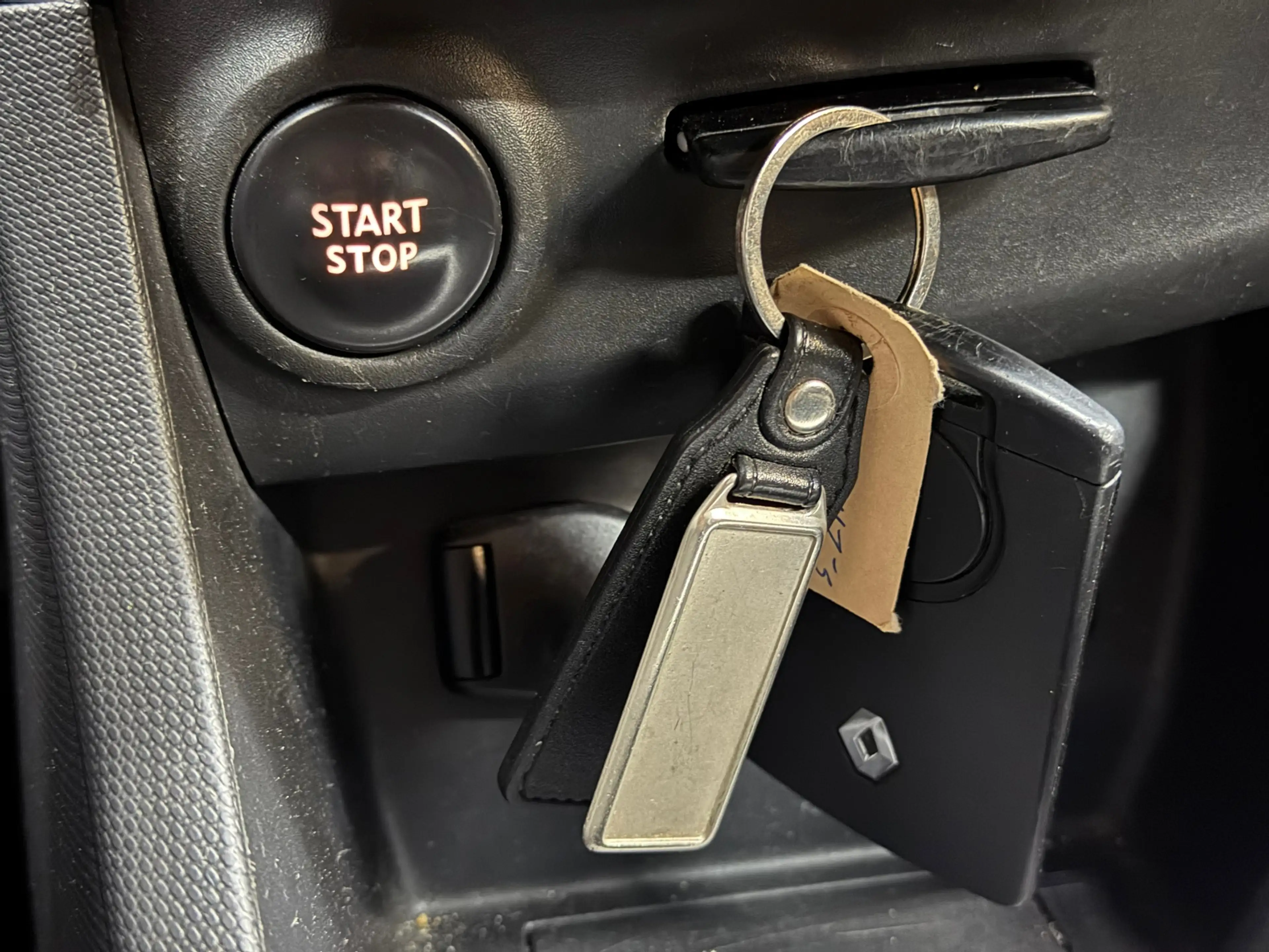 Renault Clio Estate 0.9 TCe Dynamique 2015 NAP CRUISE NAVI PDC — photo 36