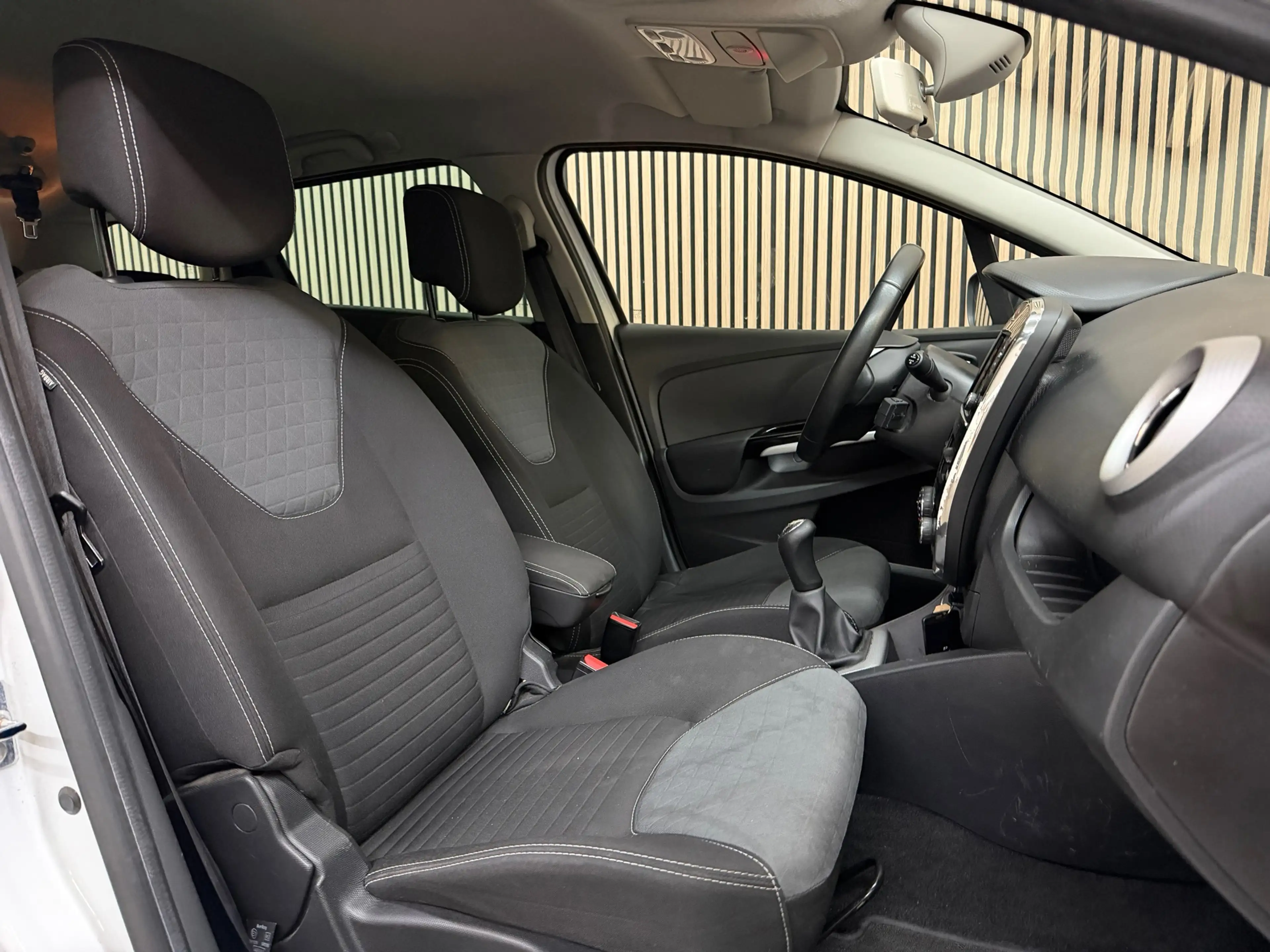 Renault Clio Estate 0.9 TCe Dynamique 2015 NAP CRUISE NAVI PDC — photo 17