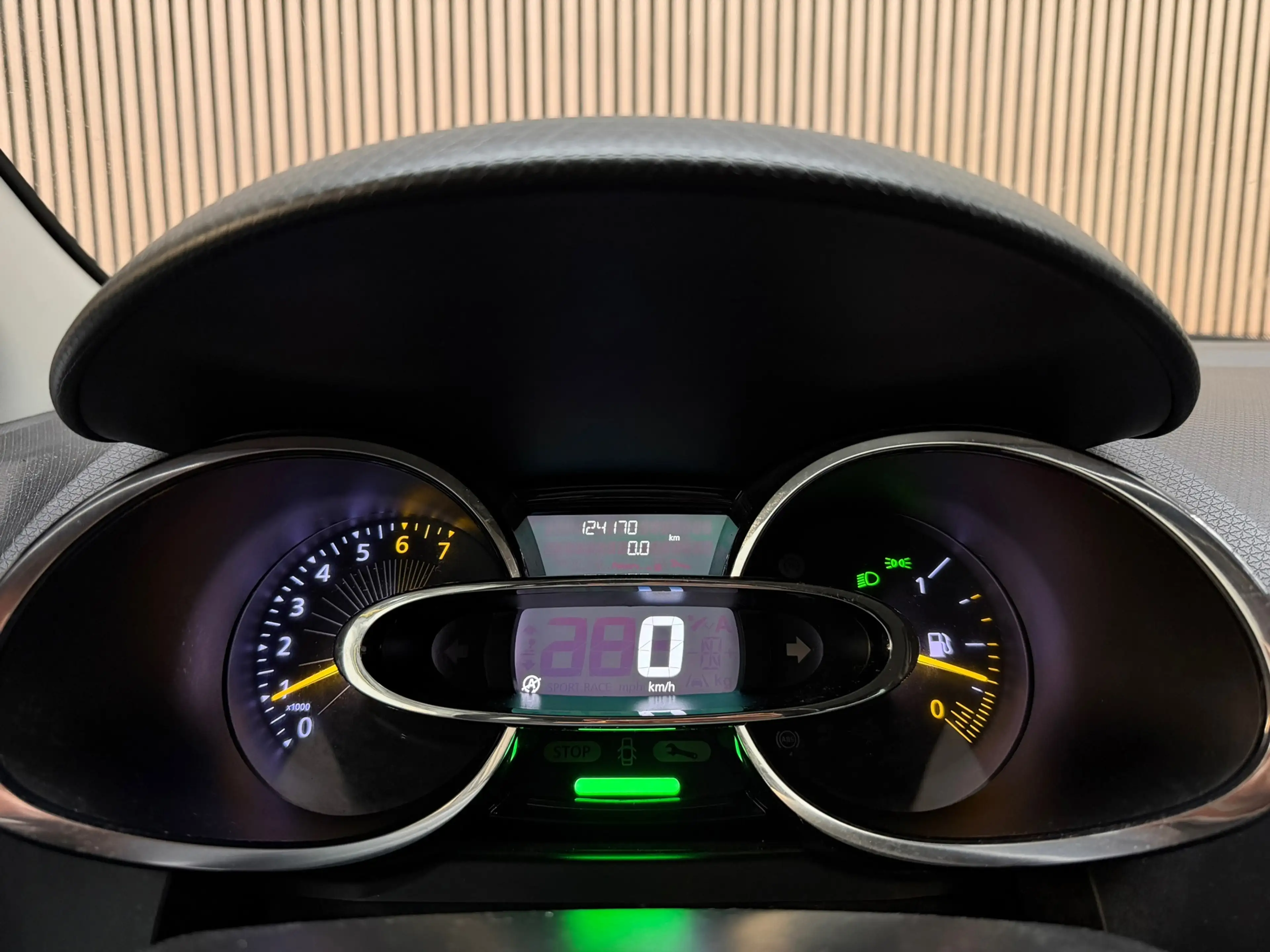 Renault Clio Estate 0.9 TCe Dynamique 2015 NAP CRUISE NAVI PDC — photo 37