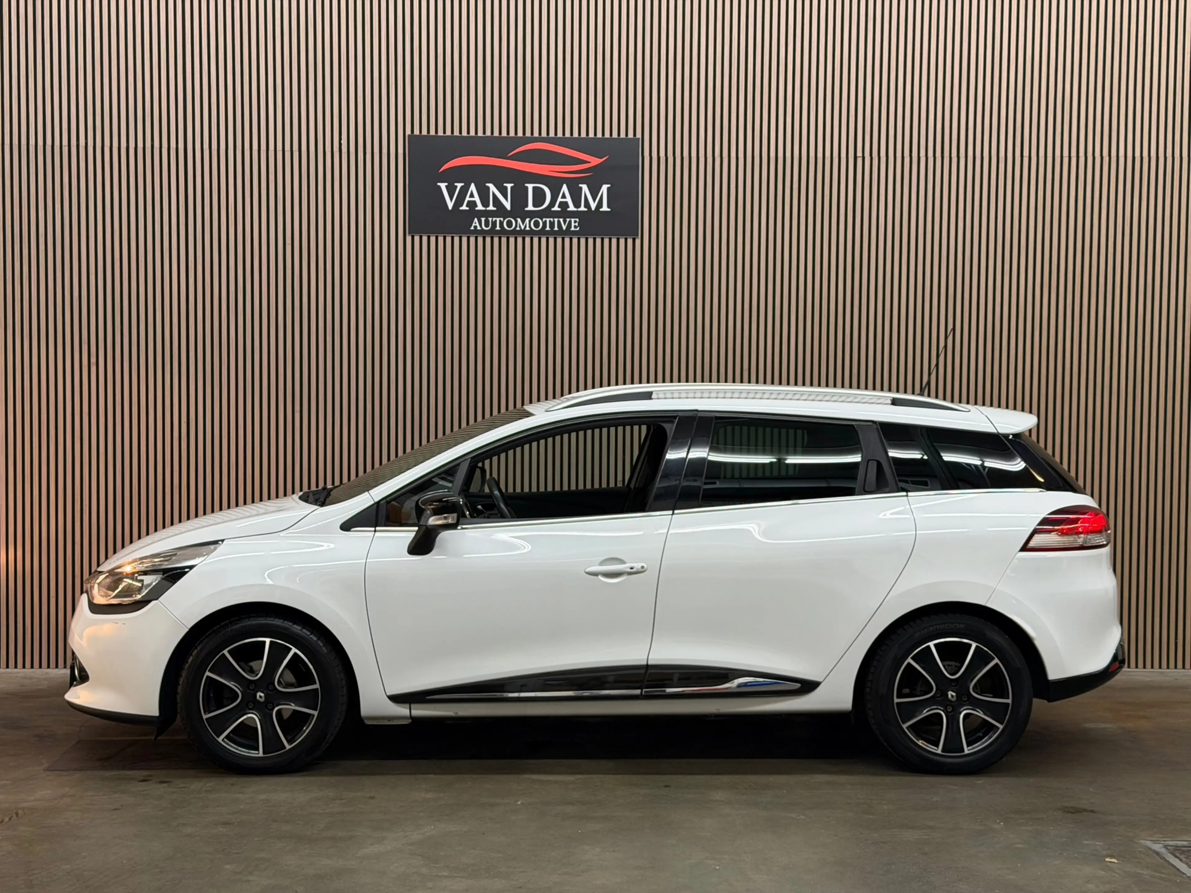 Renault Clio Estate 0.9 TCe Dynamique 2015 NAP CRUISE NAVI PDC — photo 4
