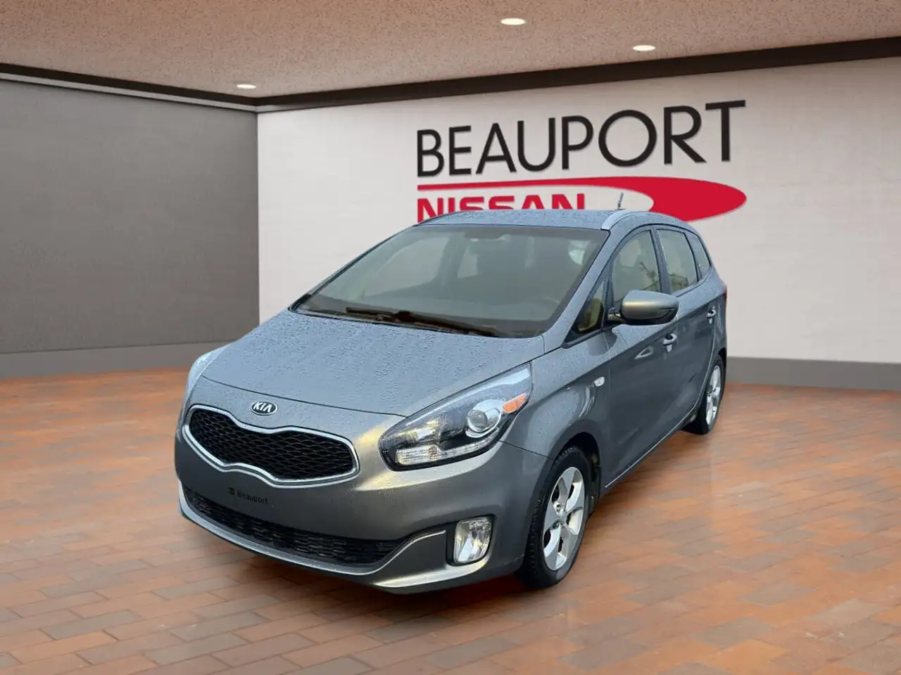 2015 Kia Rondo