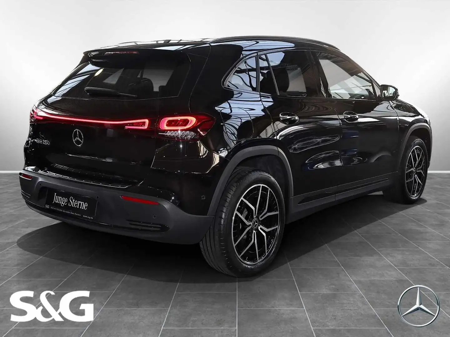 Mercedes-Benz EQA 250 PANORAMA+MEMORY+360°+KEYLESS+NIGHTPAKET Negro - 2