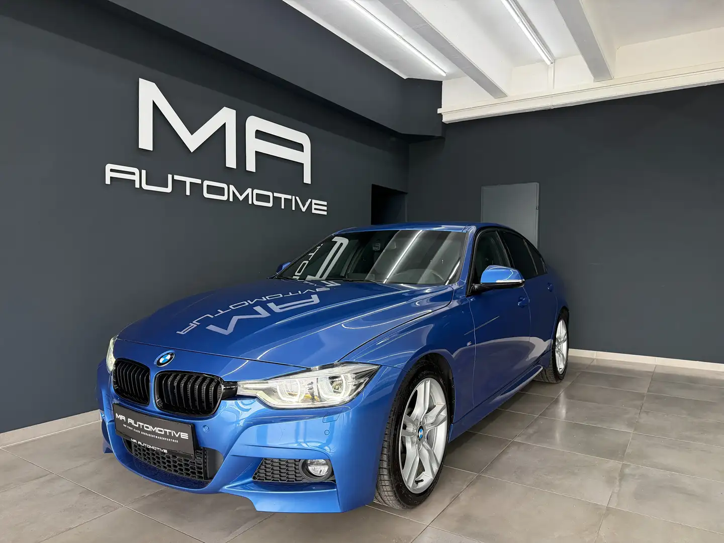 BMW 330 d M Sport LCI *LED*HK*MBREMSE*NAVPRO*ESTORIL*UVM* Blau - 1