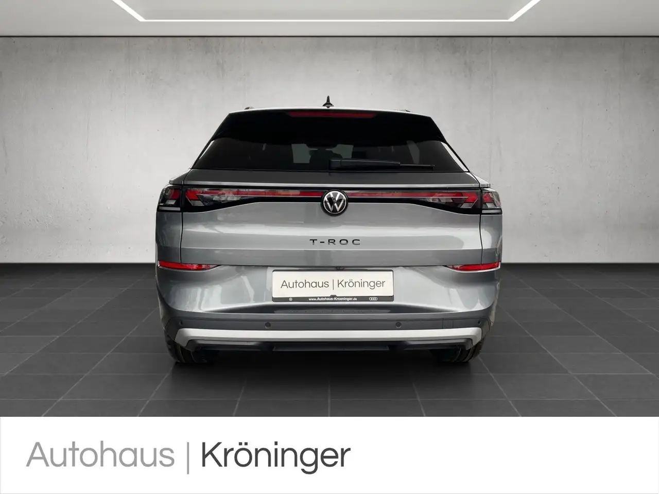 Volkswagen T-Roc 1.5 eTSI DSG Style AHK Navi Rück Massage 6