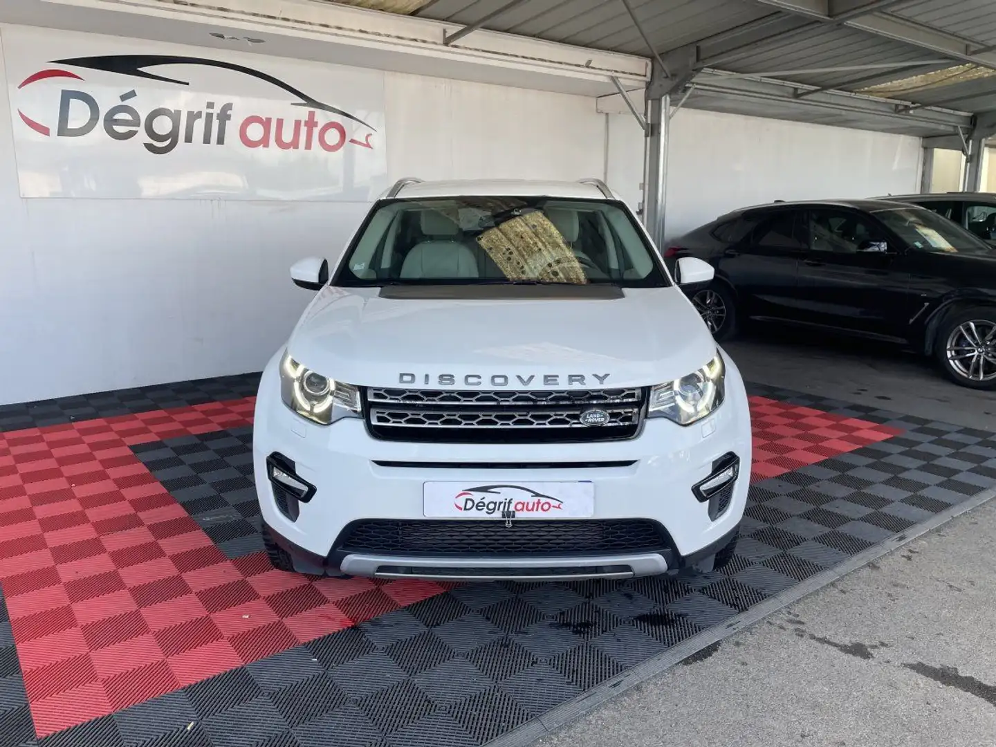 Land Rover Discovery Sport Mark I TD4 180ch HSE Luxury A Wit - 2