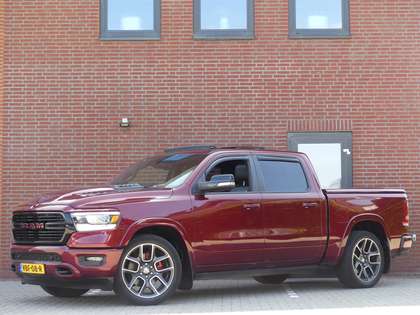 Dodge RAM 1500 5.7 V8 LARAMIE 4x4 Luchtvering/panoramadak/Tr