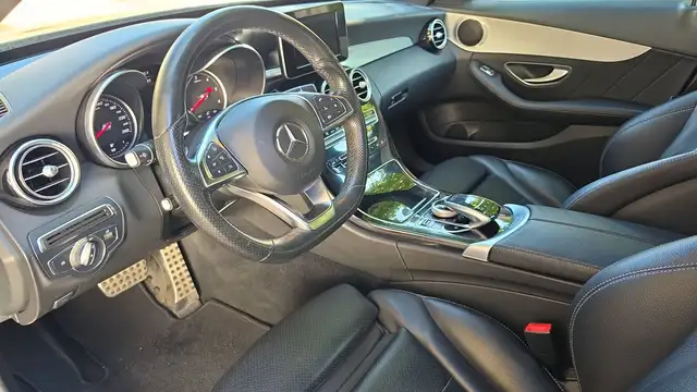 Mercedes-Benz C-Class view 8