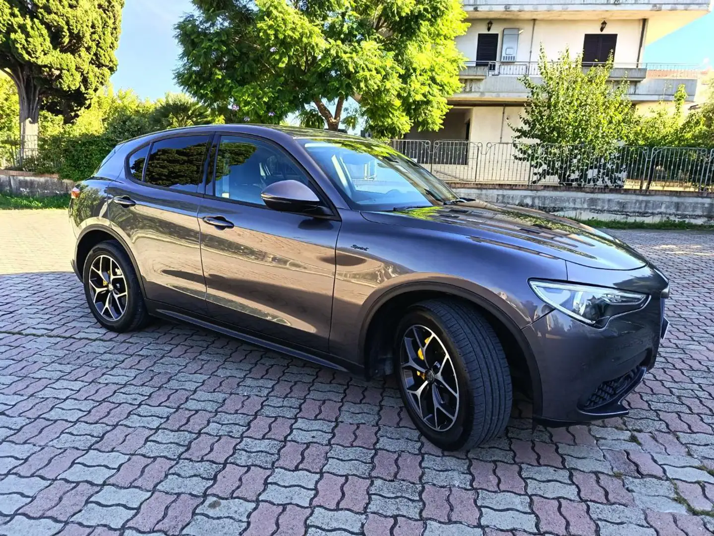 Alfa Romeo Stelvio 2.2 Turbodiesel 190 CV AT8 Q4 Sprint Grau - 2