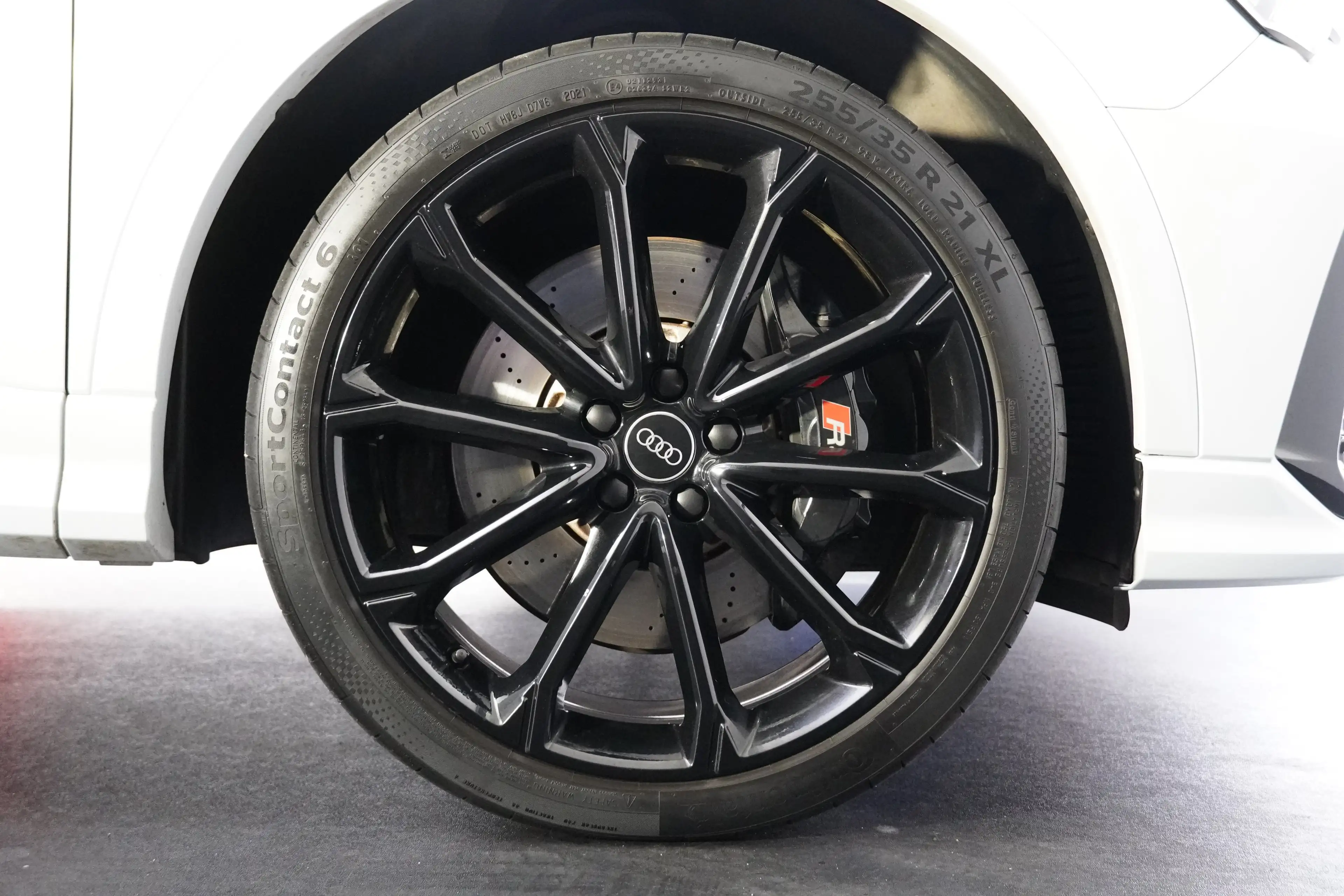 Audi RS Q3 Sportback 2,5 TFSI quattro S-tronic — photo 27