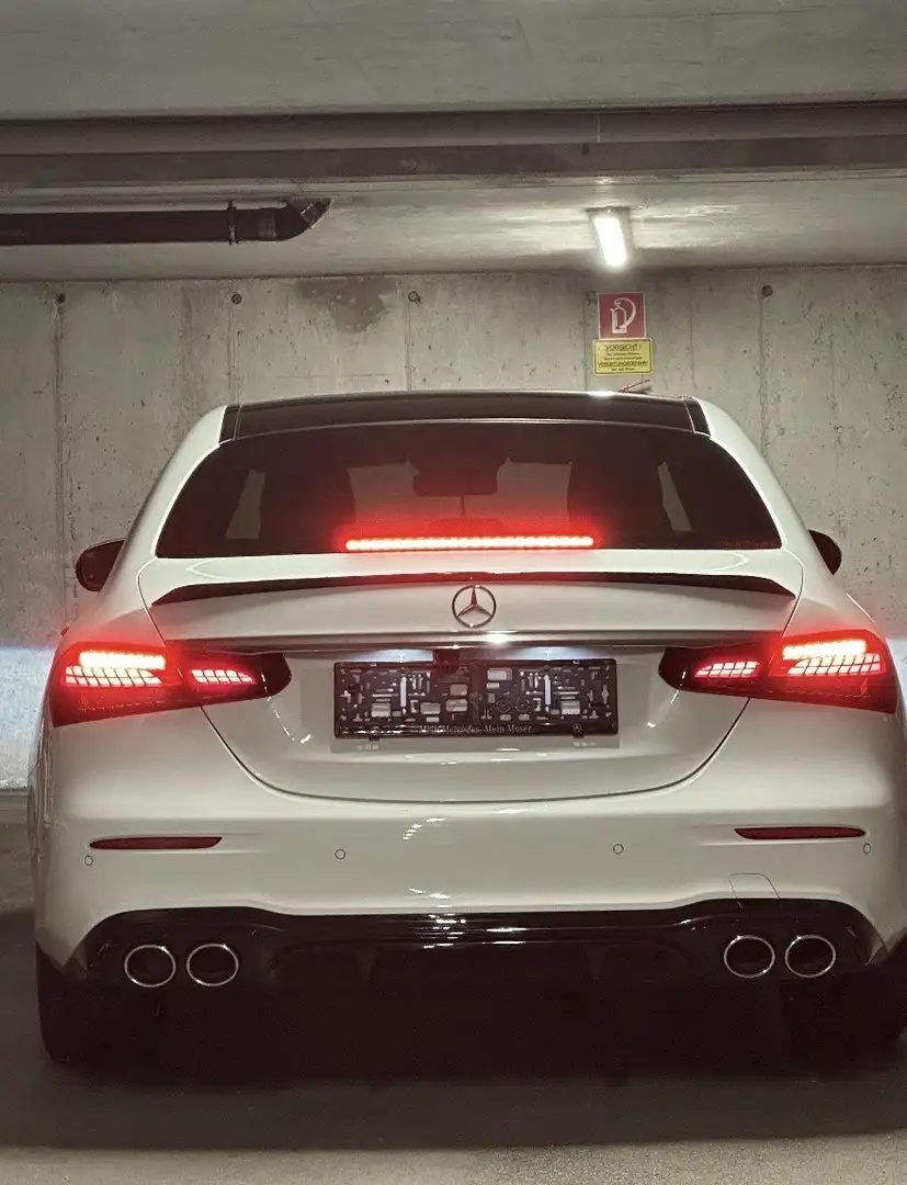 Mercedes-Benz E 220 d 4Matic Austria Edition Aut. - 2