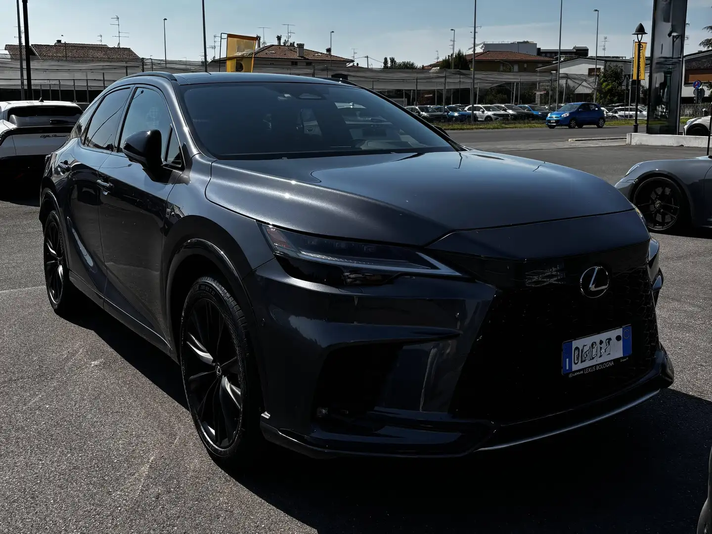 Lexus RX 500h RX V 2023 2.4 hybrid turbo F-Sport  6at Grau - 1