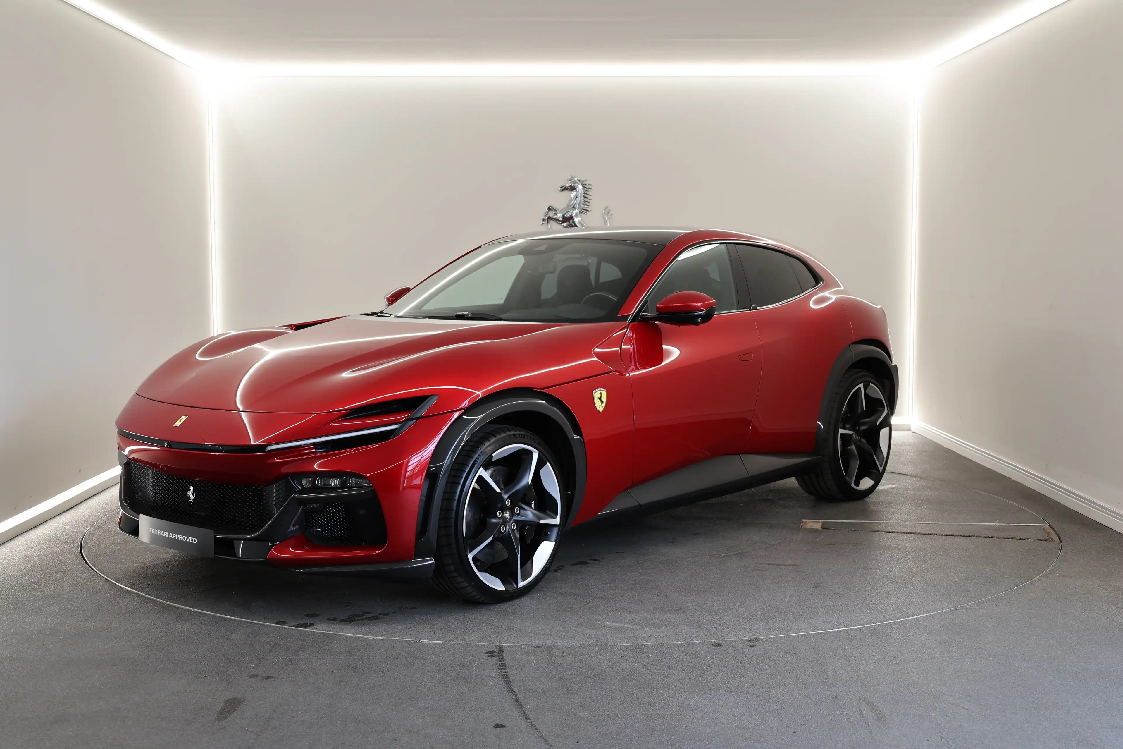 Ferrari Purosangue Rosso Maranello / Full Carbon / Ferrari Approved — photo 9
