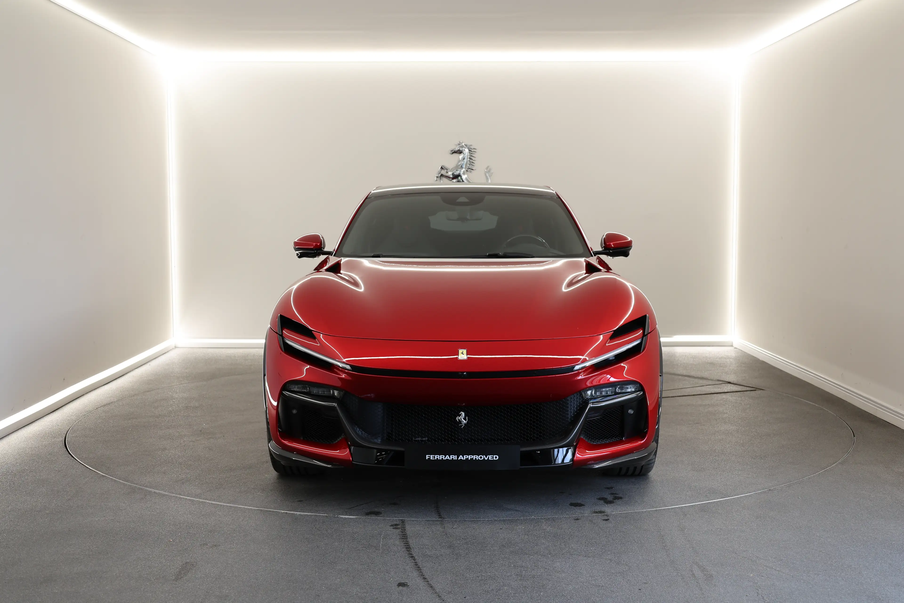 Ferrari Purosangue Rosso Maranello / Full Carbon / Ferrari Approved — photo 8