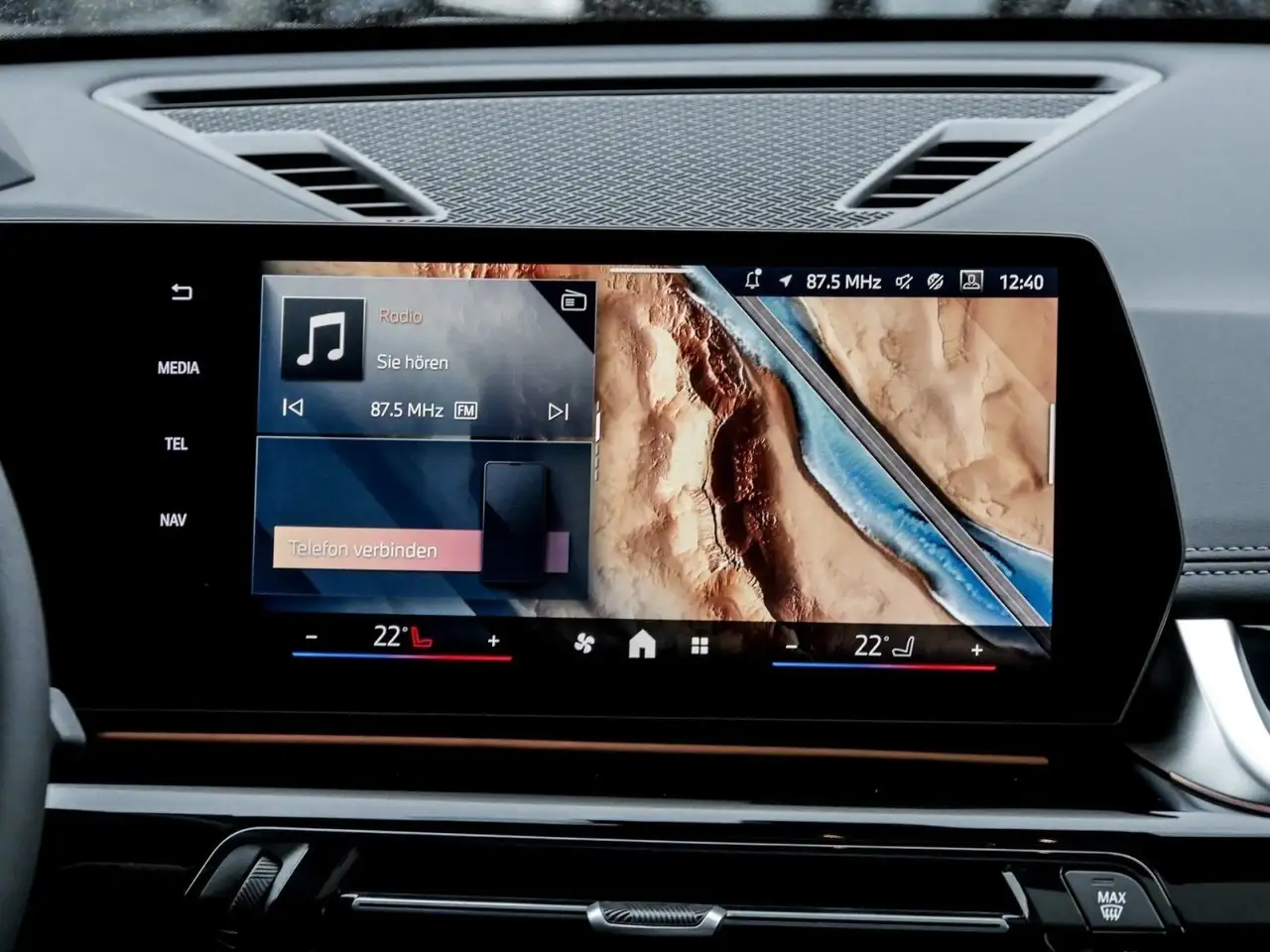 BMW X1 sDrive18i xLine HUD PANO ACC AHK RFK NAVI 7