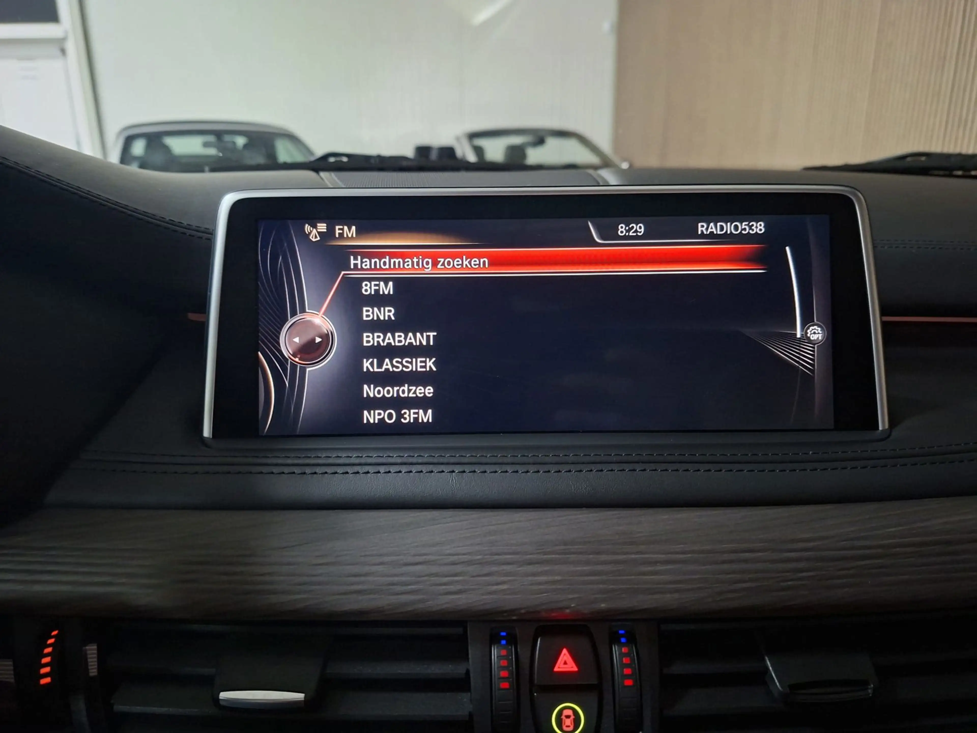 BMW X5 XDrive40e High Executive | Clima | Navi | Pano | C — photo 36