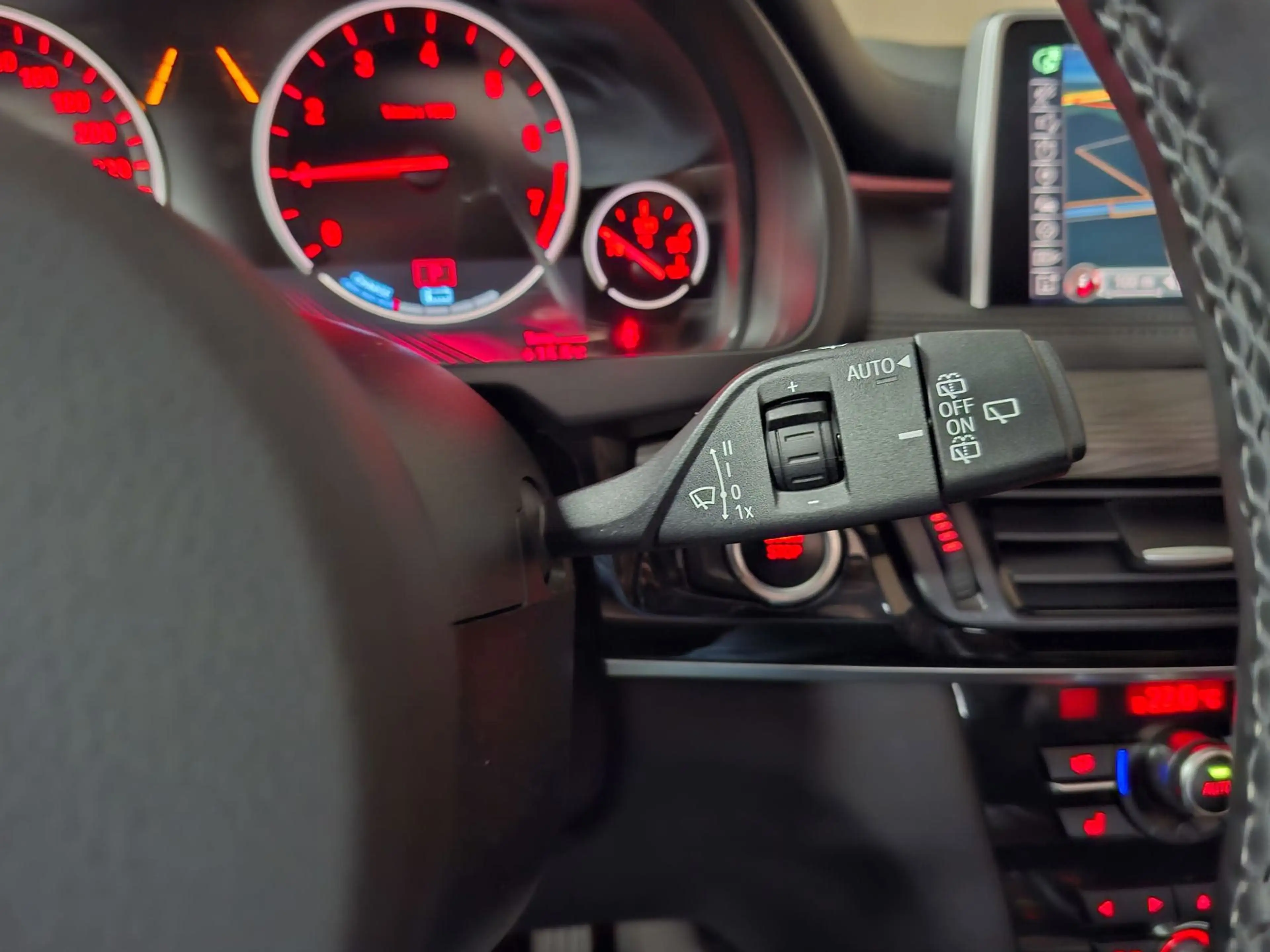 BMW X5 XDrive40e High Executive | Clima | Navi | Pano | C — photo 30