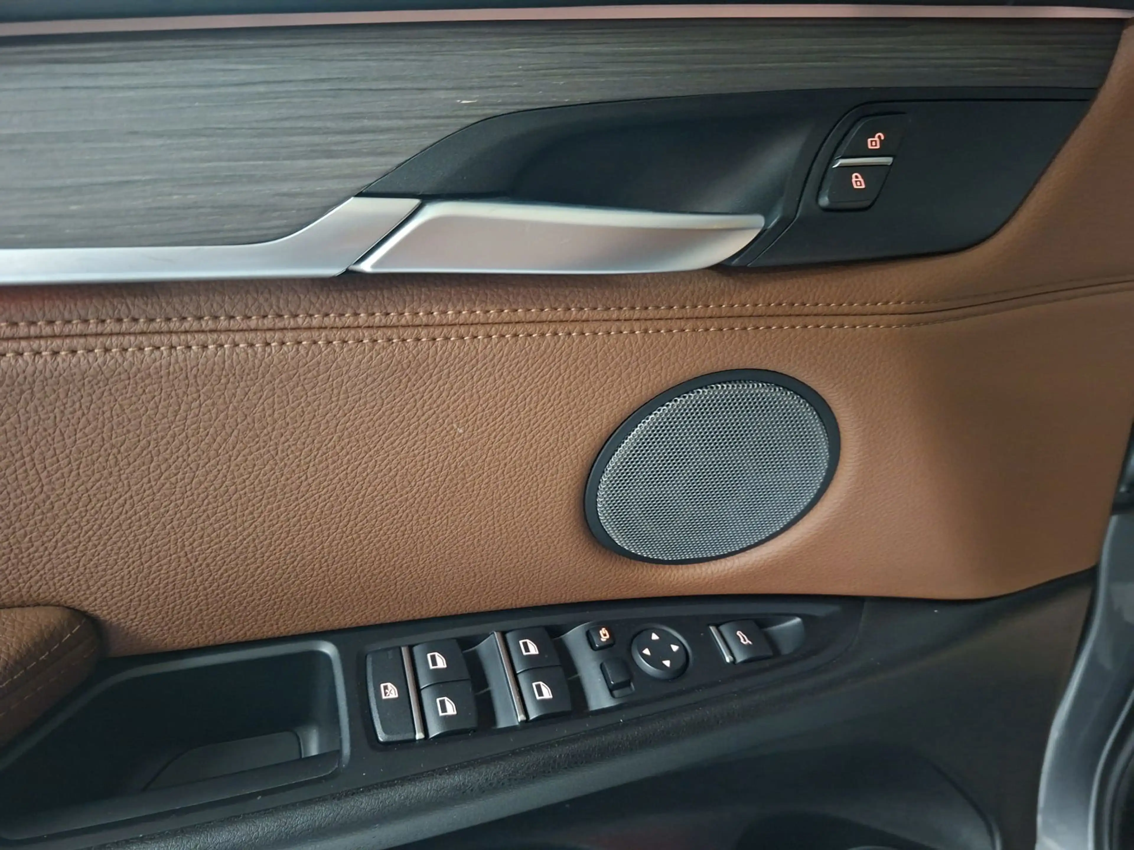BMW X5 XDrive40e High Executive | Clima | Navi | Pano | C — photo 12