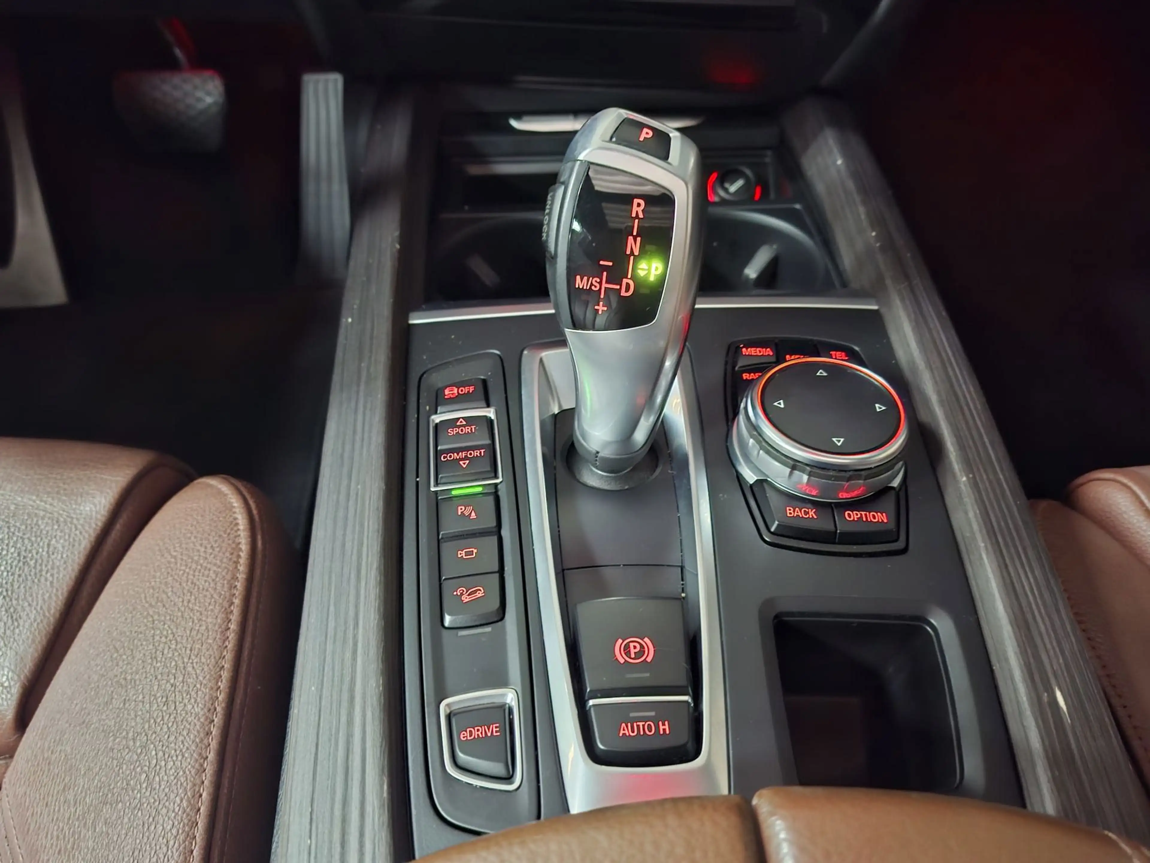BMW X5 XDrive40e High Executive | Clima | Navi | Pano | C — photo 32