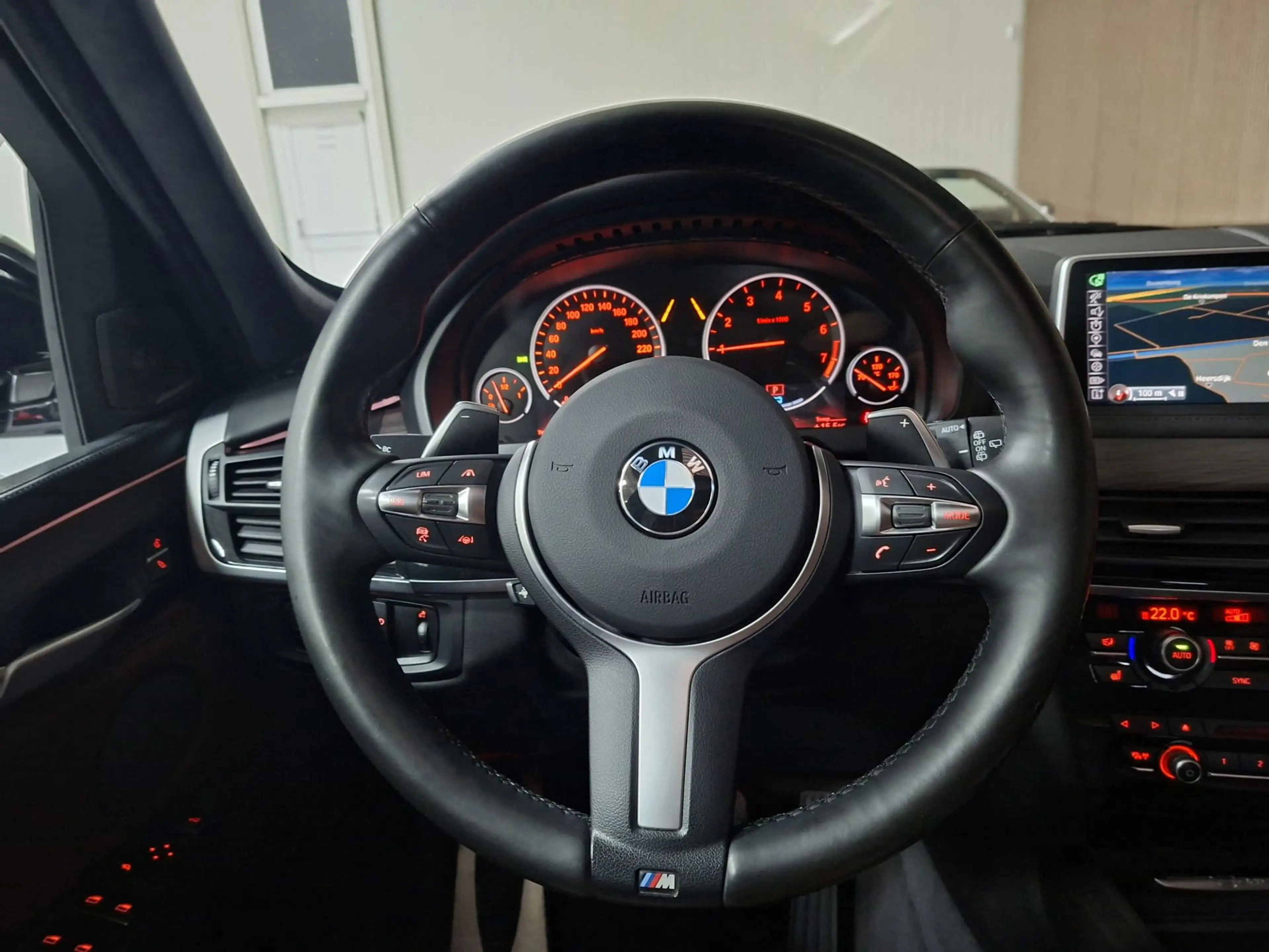 BMW X5 XDrive40e High Executive | Clima | Navi | Pano | C — photo 24
