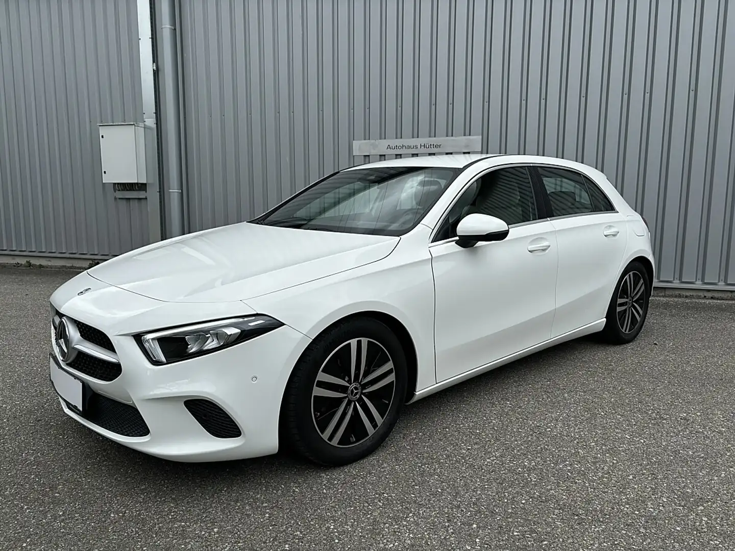 Mercedes-Benz A 200 , Progressive Weiß - 1