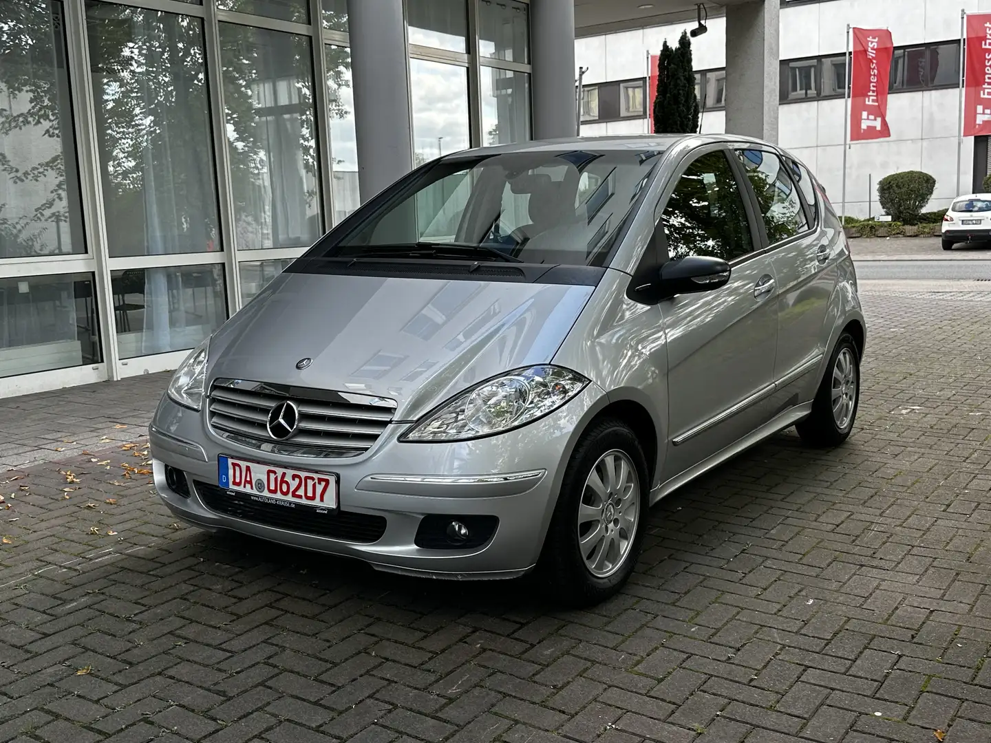 Mercedes-Benz A 170 Automatik/Tüv-Neu/Klima/Sitz-H./Isofix/ Grau - 2