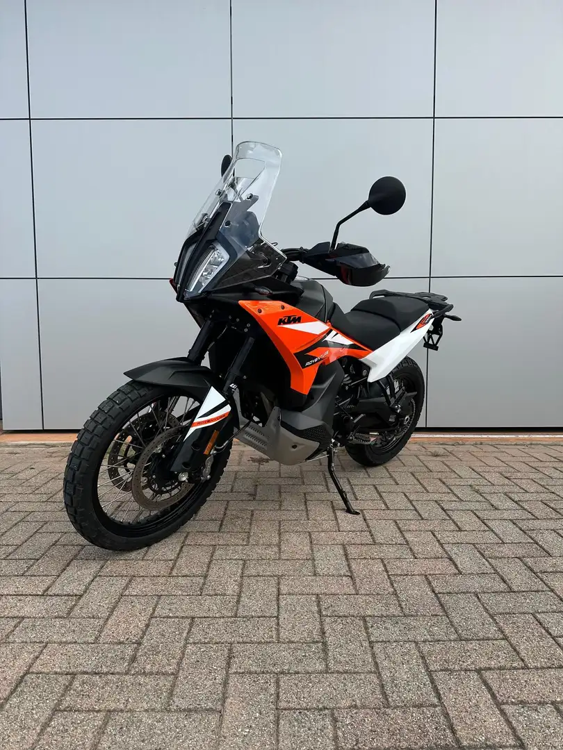KTM 890 Adventure - 1