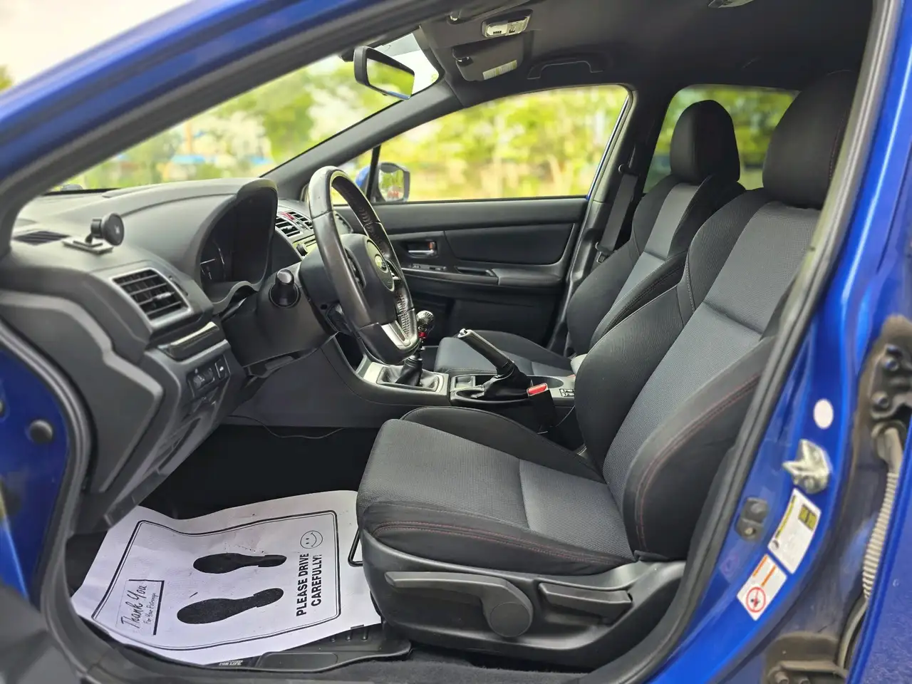 Subaru WRX снимка Subaru WRX