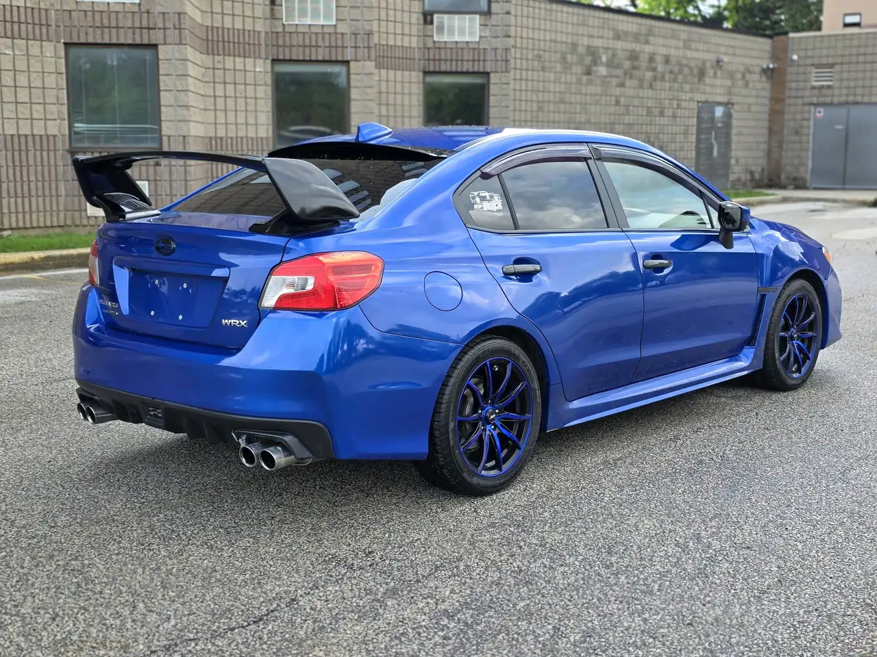 Subaru WRX снимка Subaru WRX