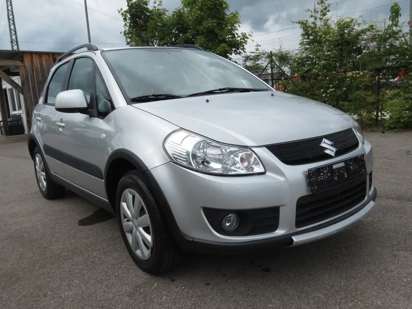 Suzuki SX4 1,6 4WD *71000 km, TÜV neu, KD neu, TOP* Silber - 1