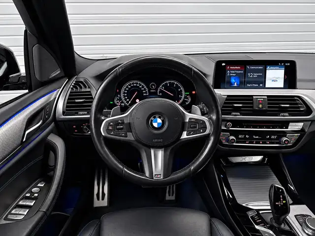 BMW X3 view 12