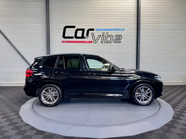BMW X3 view 3