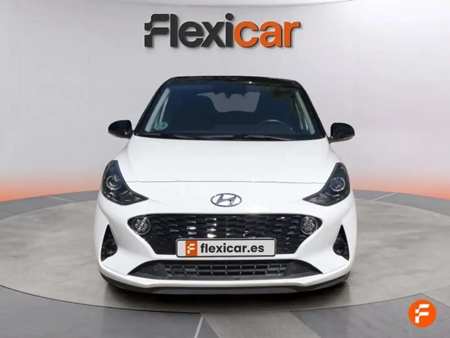 Hyundai i10 1.2 MPI Tecno 2C Aut. Blanc - 2