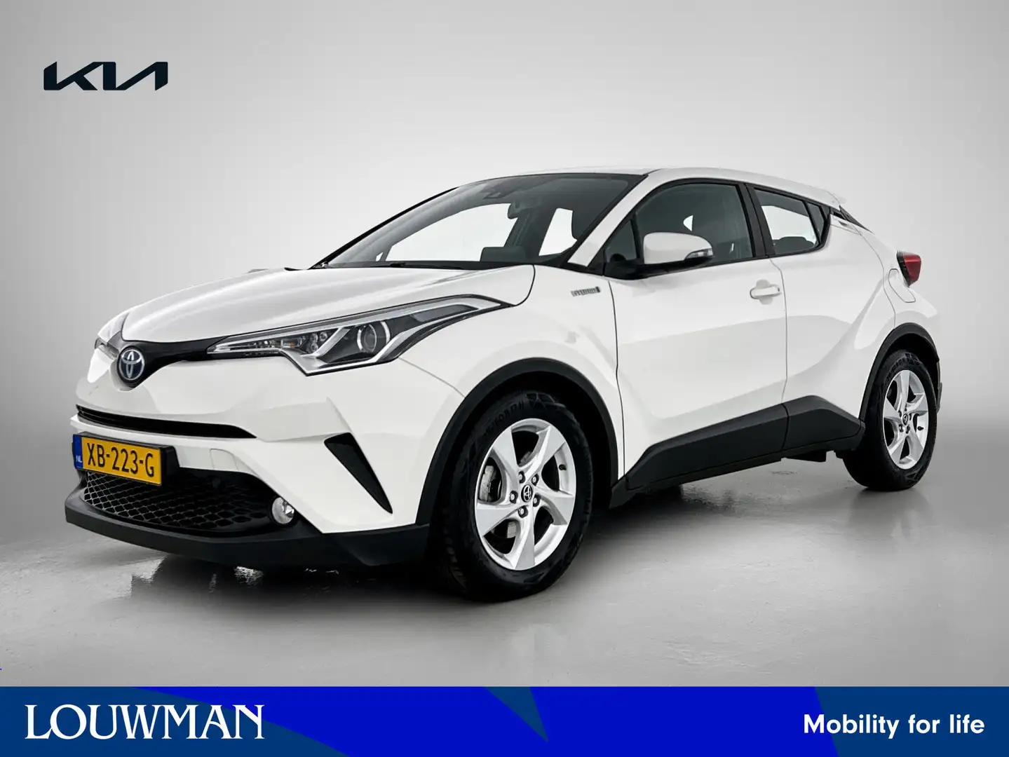 Toyota C-HR 1.8 Hybrid Active | Navigatie | Achteruitrijcamera Wit - 1