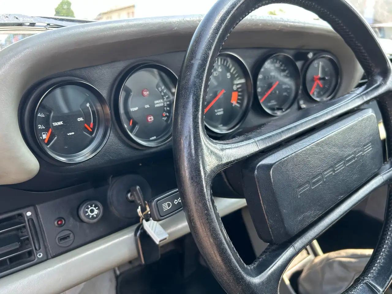 Porsche 911 3.2 CABRIO, foto 10