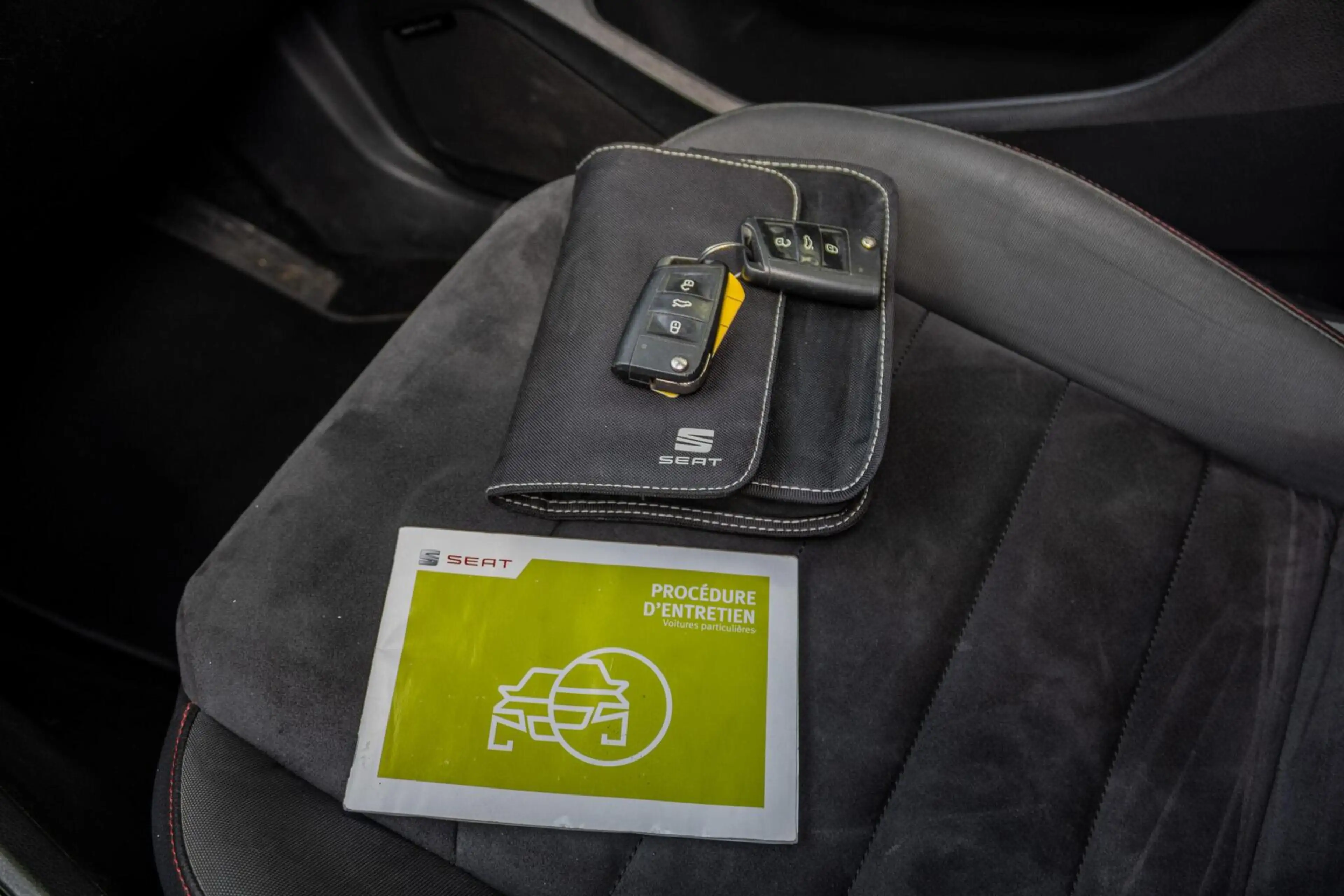 SEAT Ateca 1.4 EcoTSI FR | PANO | TREKHAAK | CARPLAY | LED | — photo 3