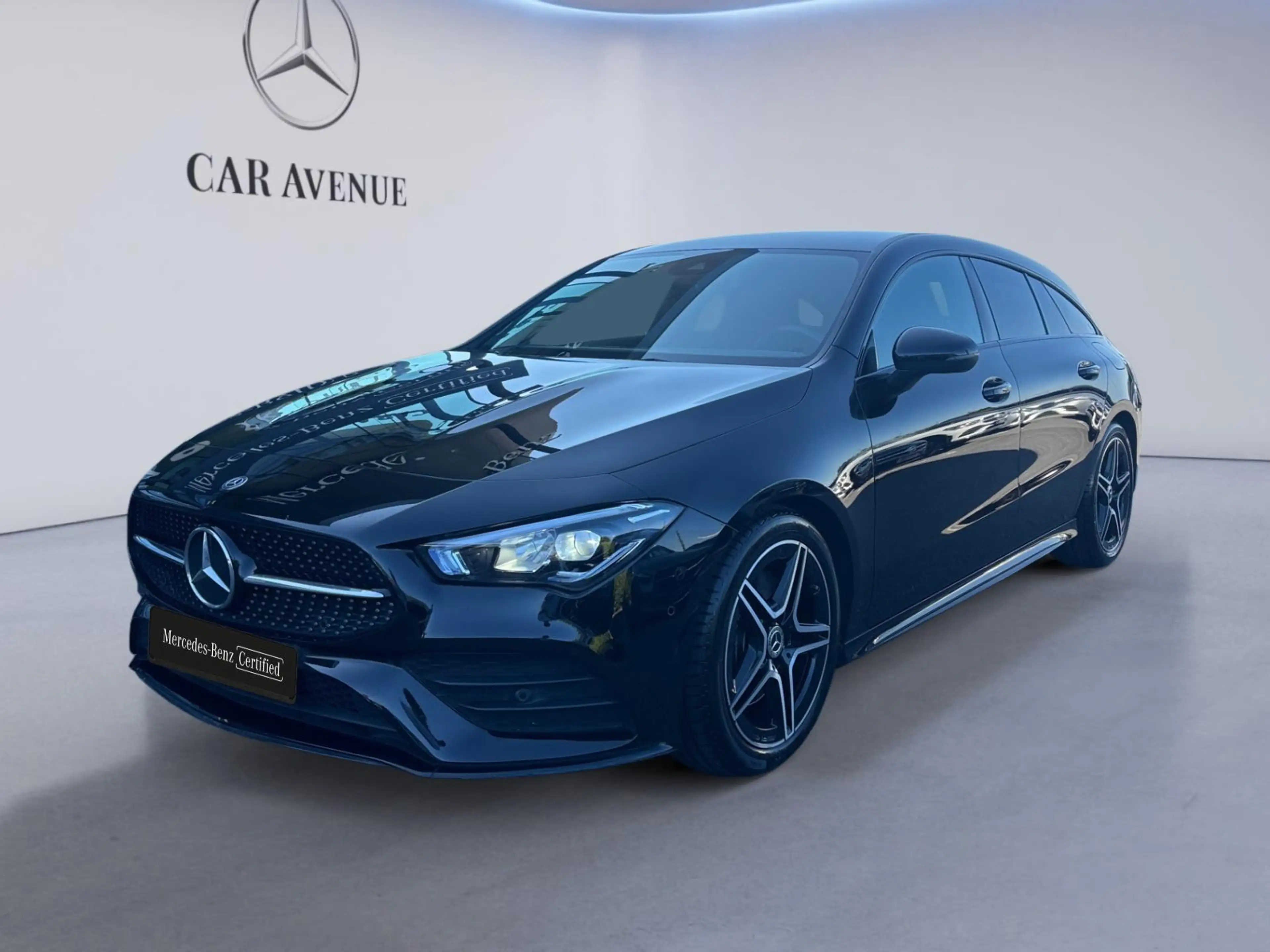 Mercedes-Benz CLA 200 Shooting Brake AMG Line