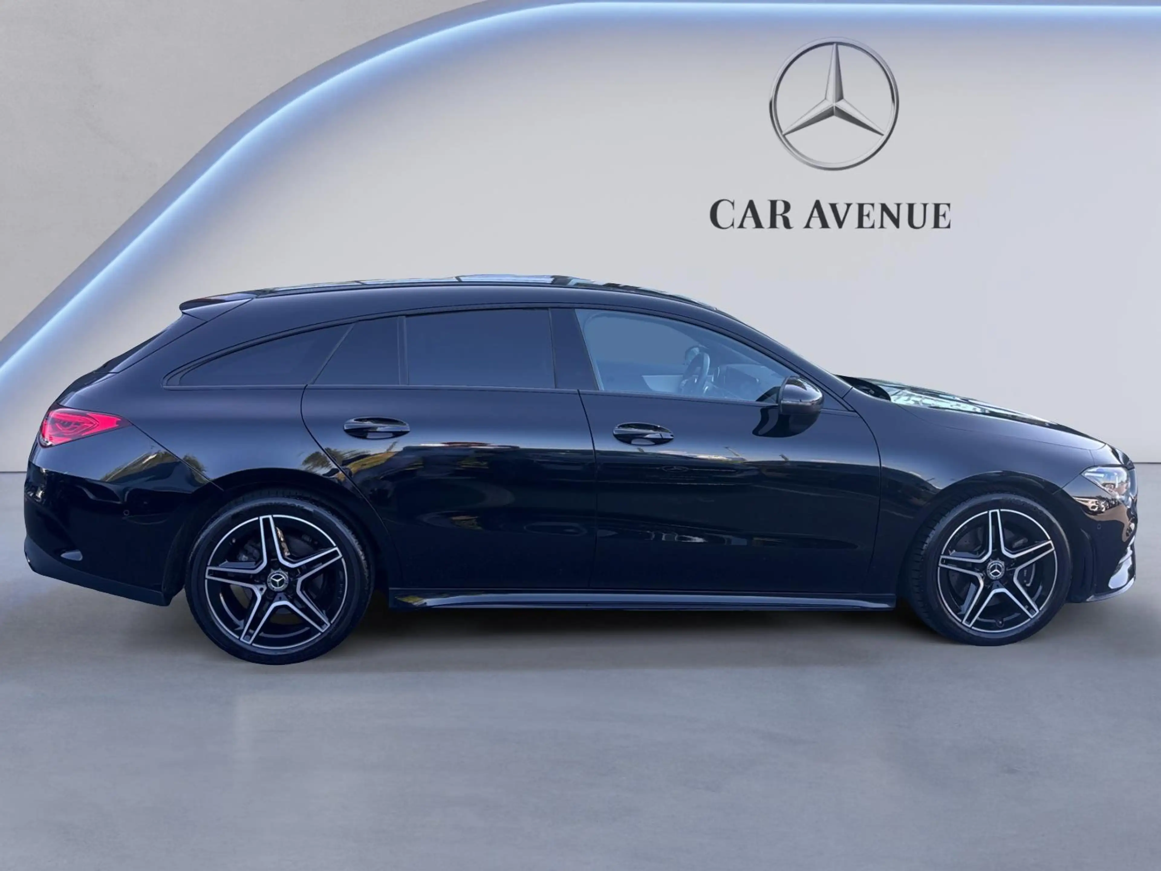 Mercedes-Benz CLA 200 Shooting Brake AMG Line — photo 7