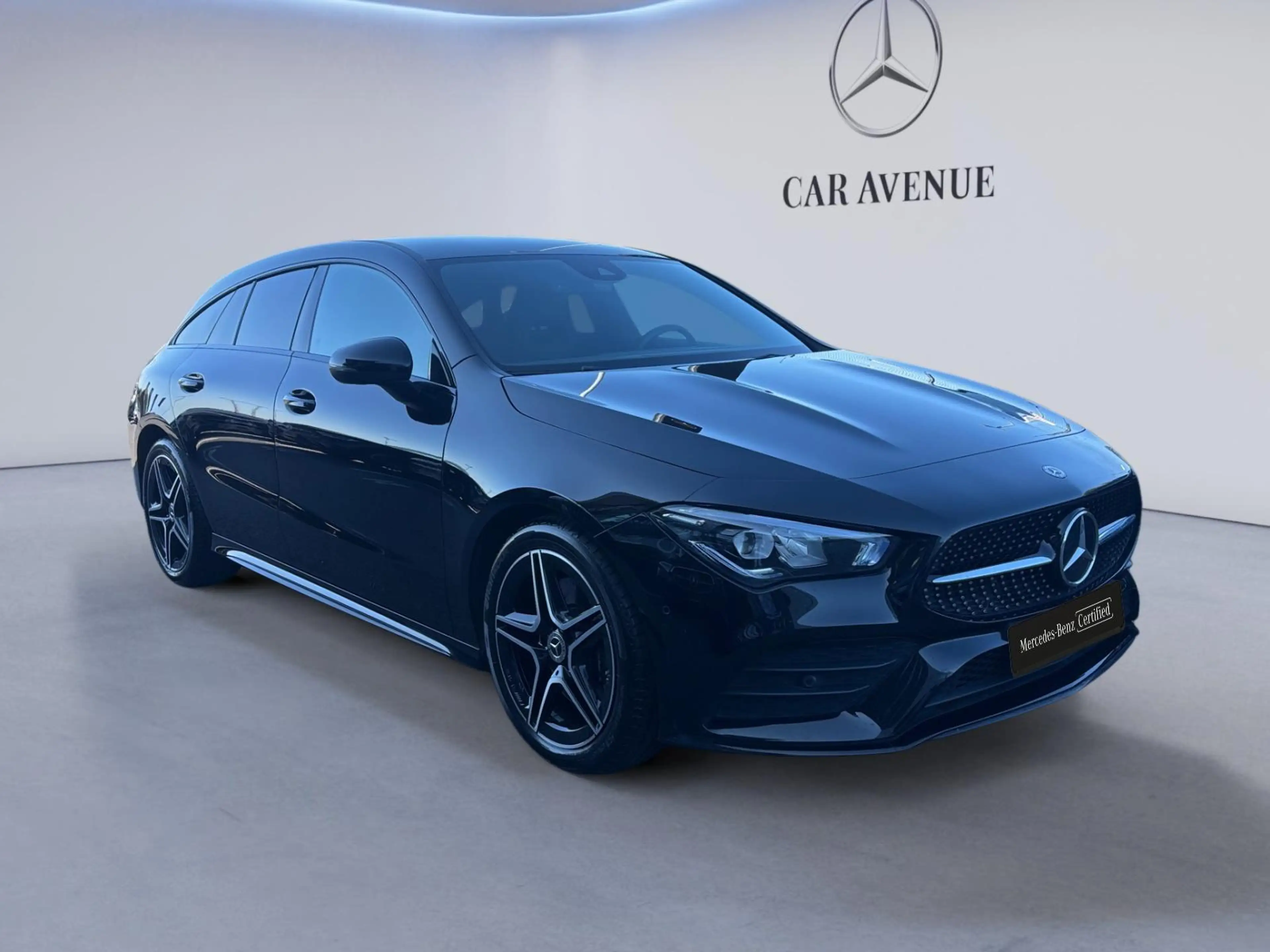 Mercedes-Benz CLA 200 Shooting Brake AMG Line — photo 8