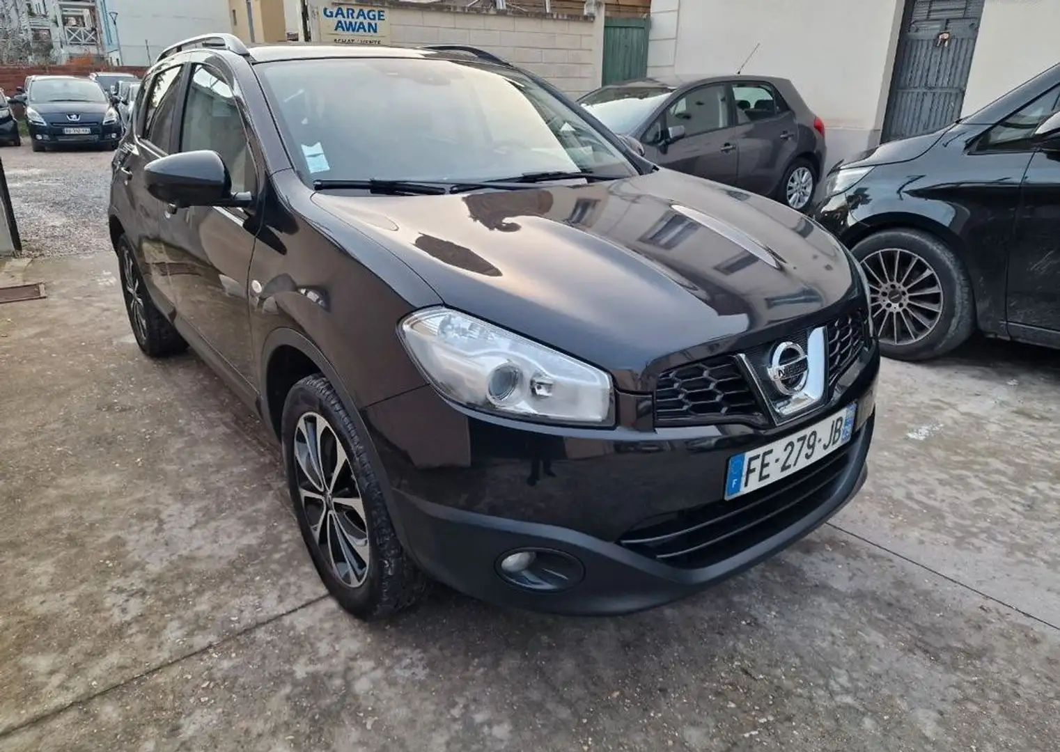 Nissan Qashqai 1.5 dci 110ch connect édition garantie 12-mois Noir - 2