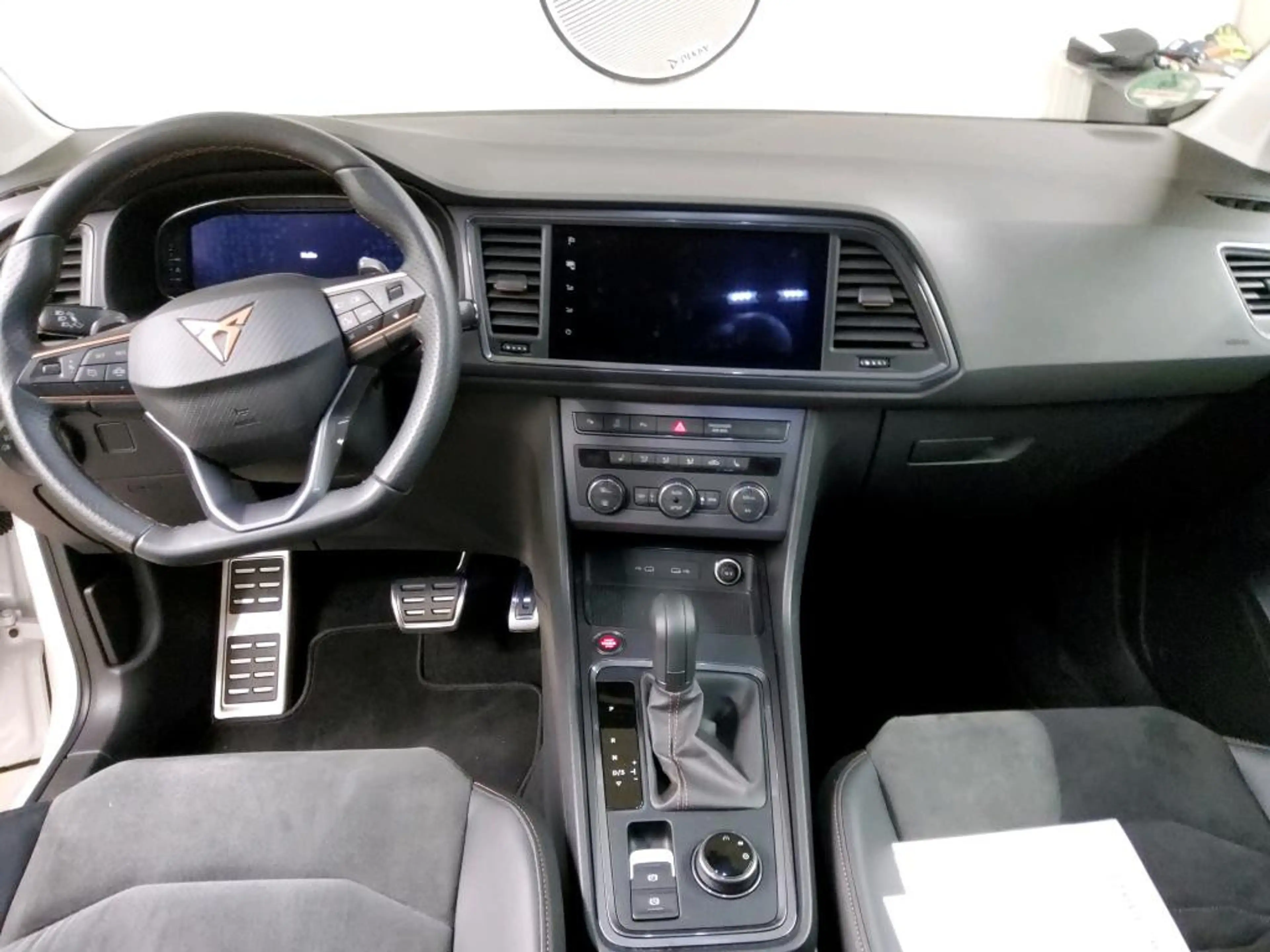 CUPRA Ateca 1.5 TSI PDC SHZ KAMERA NAVI FACEL. LED — photo 5