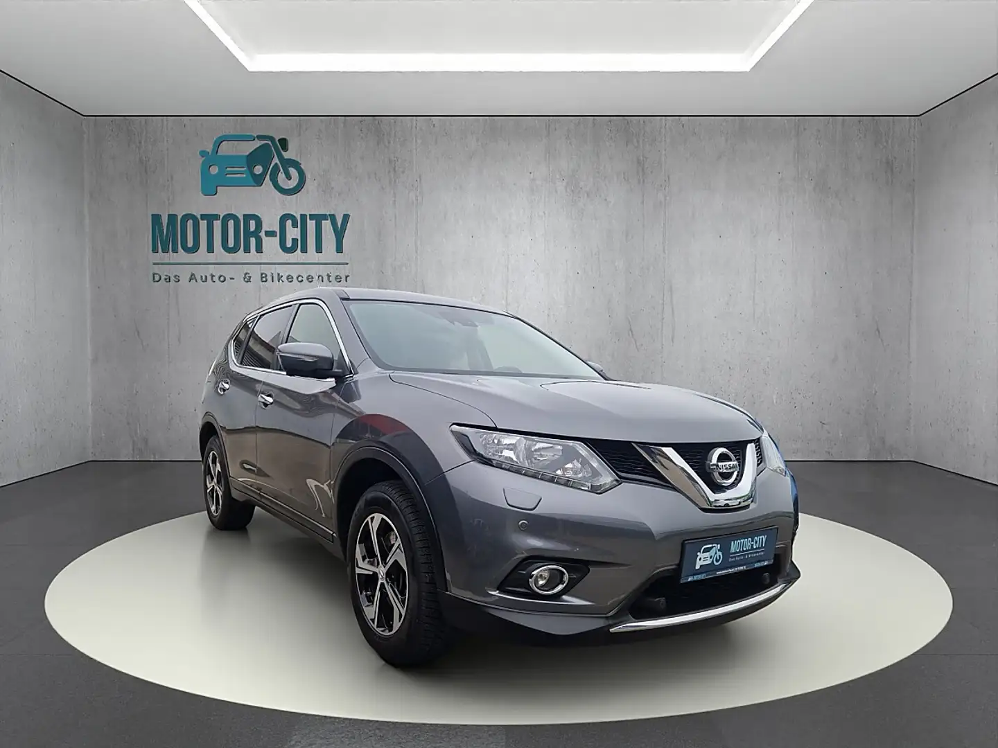 Nissan X-Trail X-TRAIL 1,6dCi Acenta Aut. Grau - 2