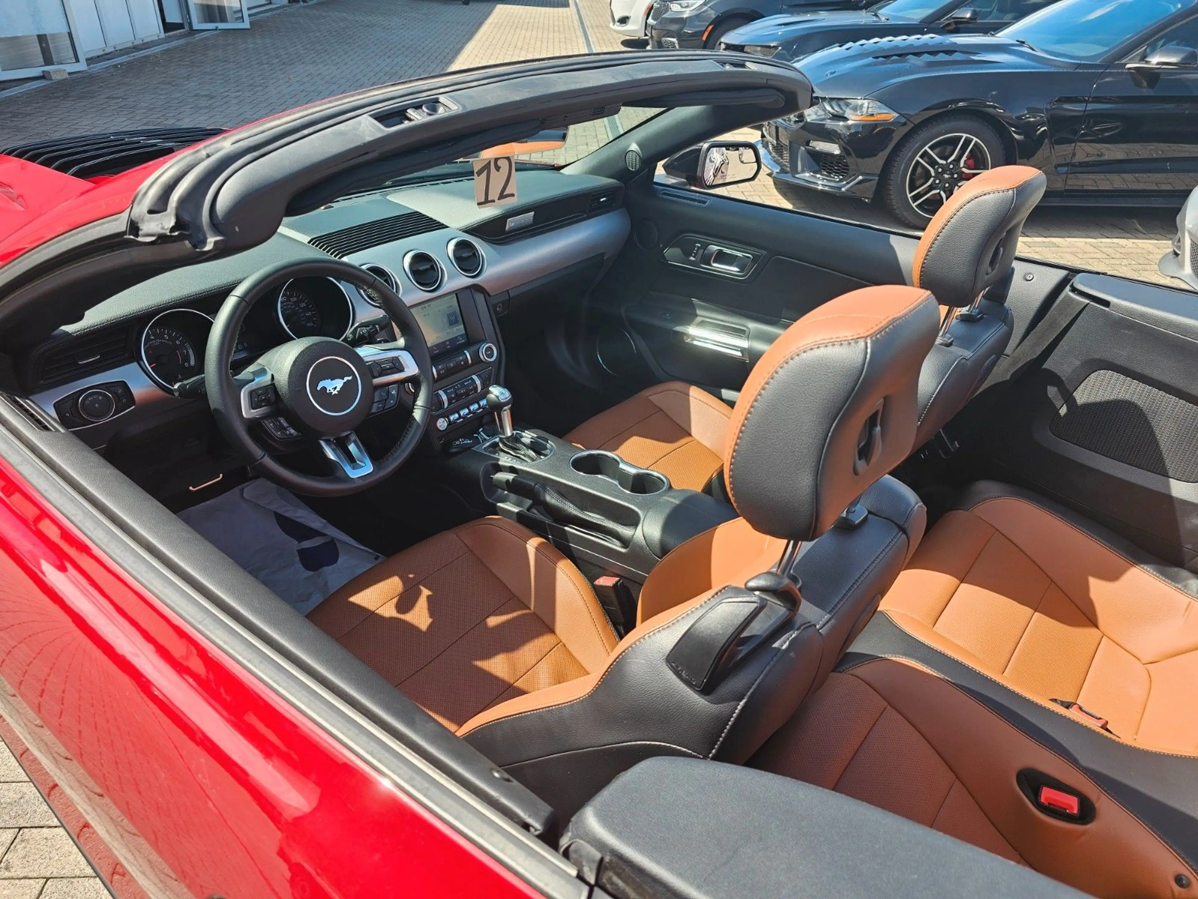 Ford Mustang 2,3 Premium.Automatik.Cabrio — photo 12