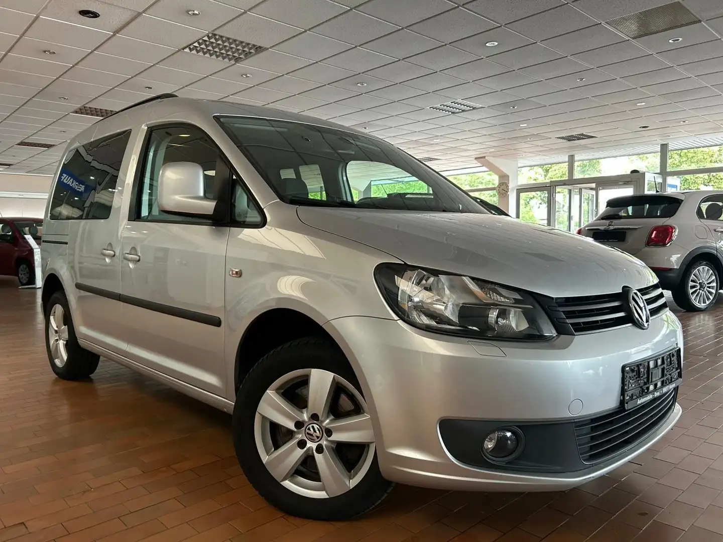 Volkswagen Caddy Kombi Roncalli Trendline*Aut./AHK/Navi/MFL Argento - 2