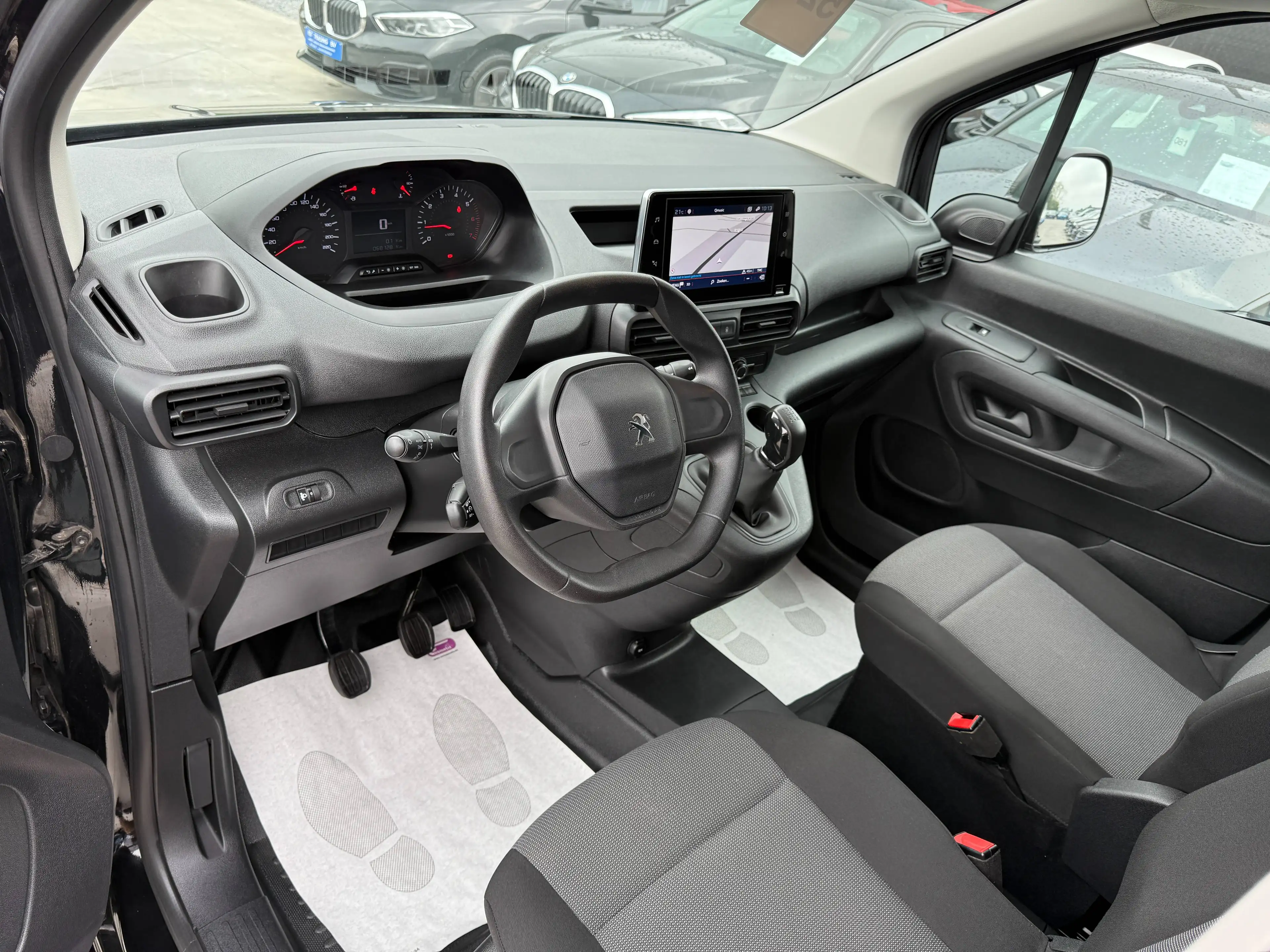 Peugeot Partner 1.5 BLUEHDI NAVIGATIE CARPLAY BLUETOOTH PDC AIRCO — photo 13