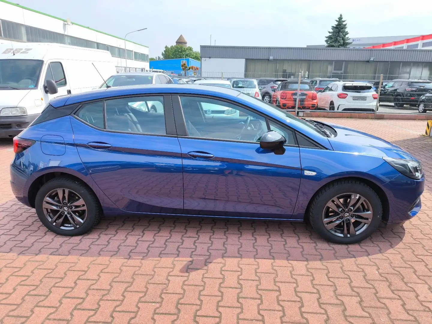 Opel Astra K Lim. 5-trg. Edition Start/Stop Blau - 2