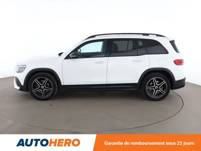 Mercedes-Benz GLB view 3