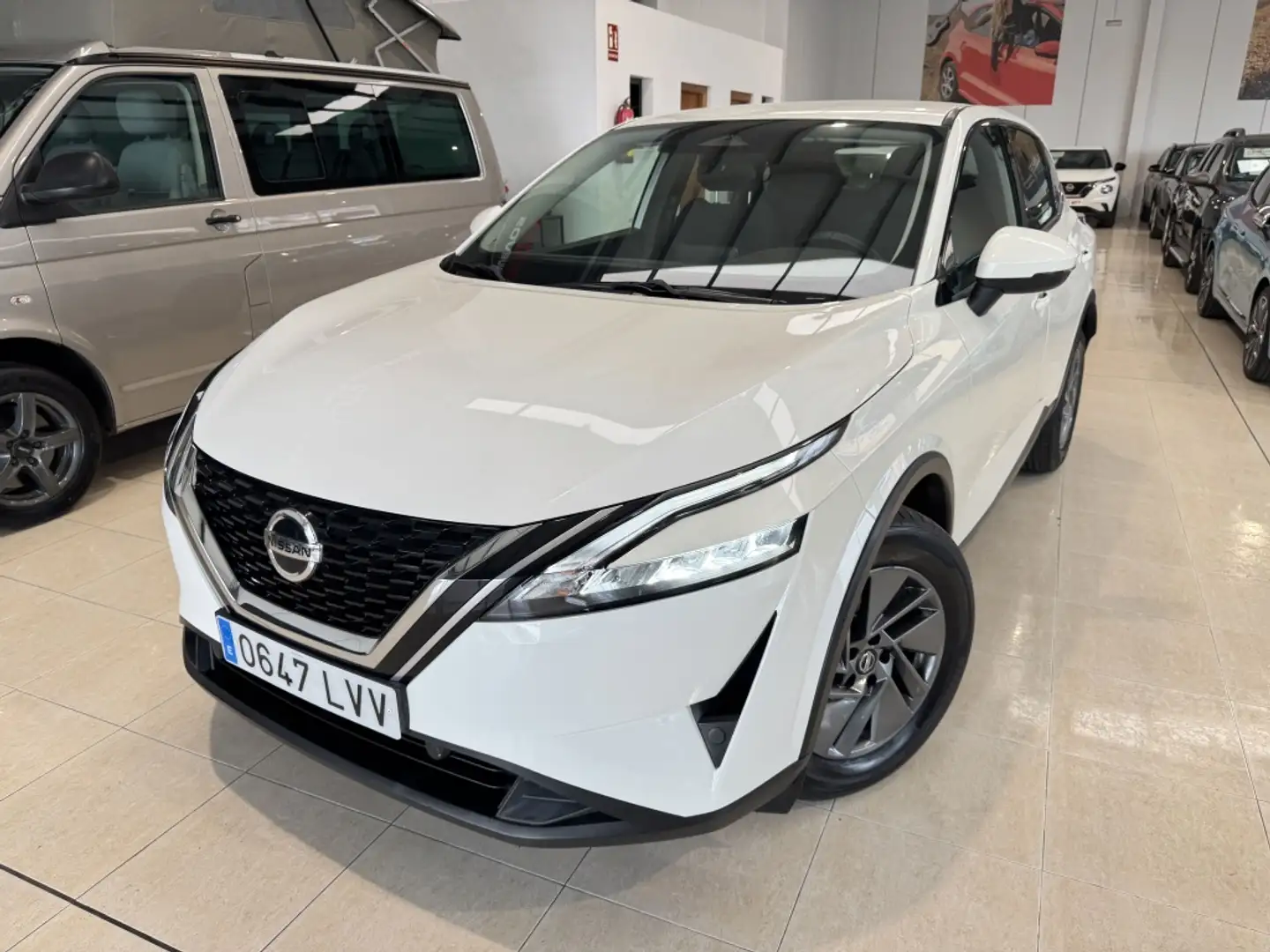 Nissan Qashqai 1.3 DIG-T mHEV 12V Acenta 4x2 Aut. 116kW Blanc - 1